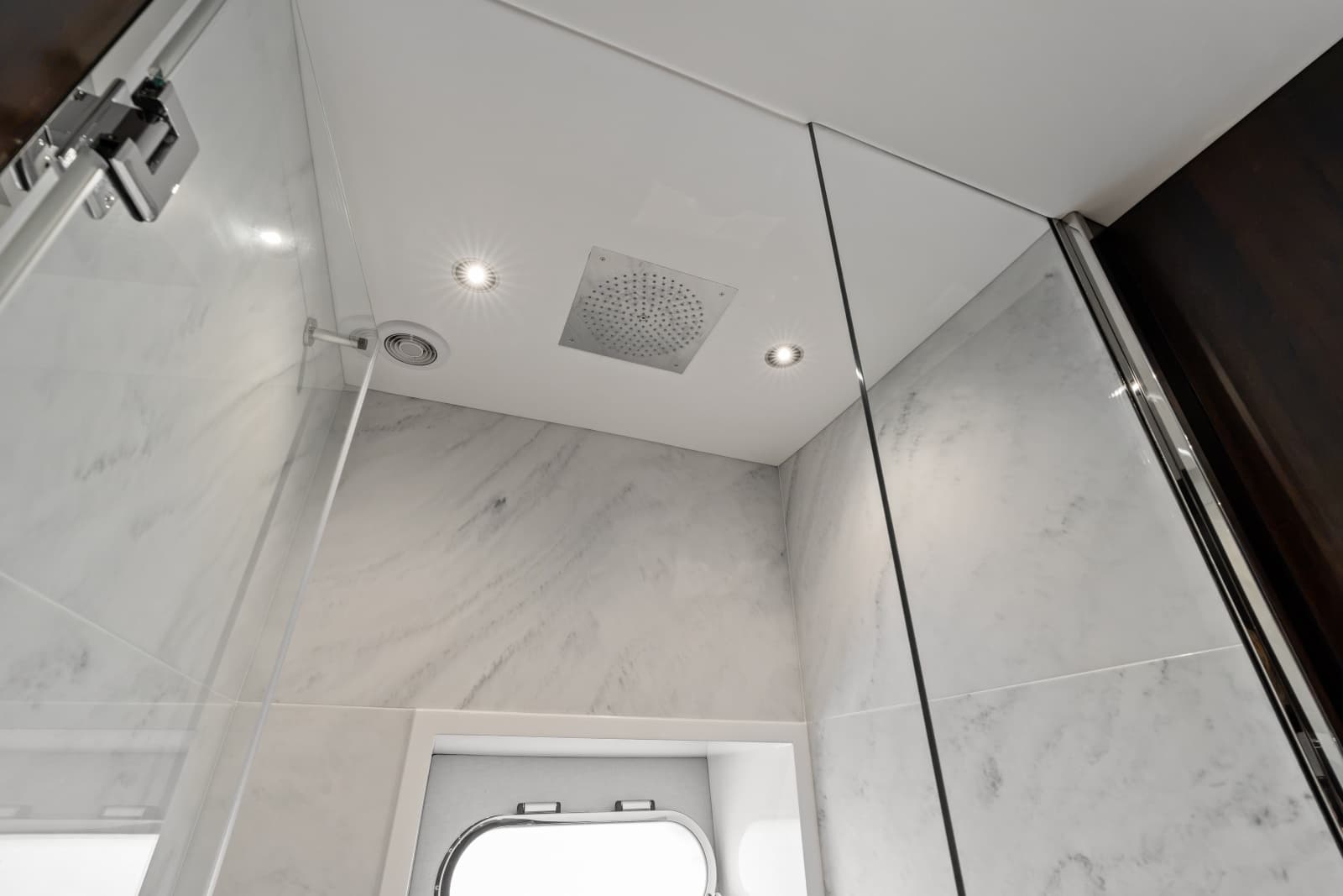 2024 Sunseeker 95 Yacht - Photo 68