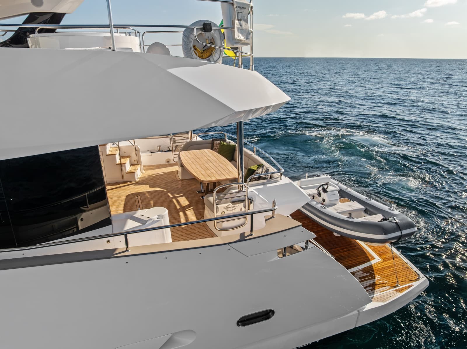 2024 Sunseeker 95 Yacht - Photo 9