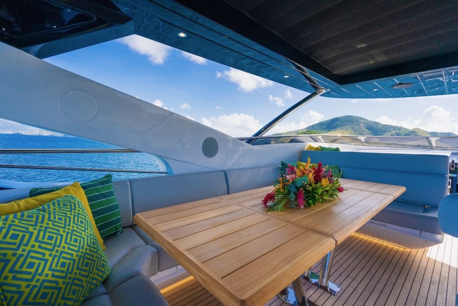 2024 Sunseeker 95 Yacht - Photo 40
