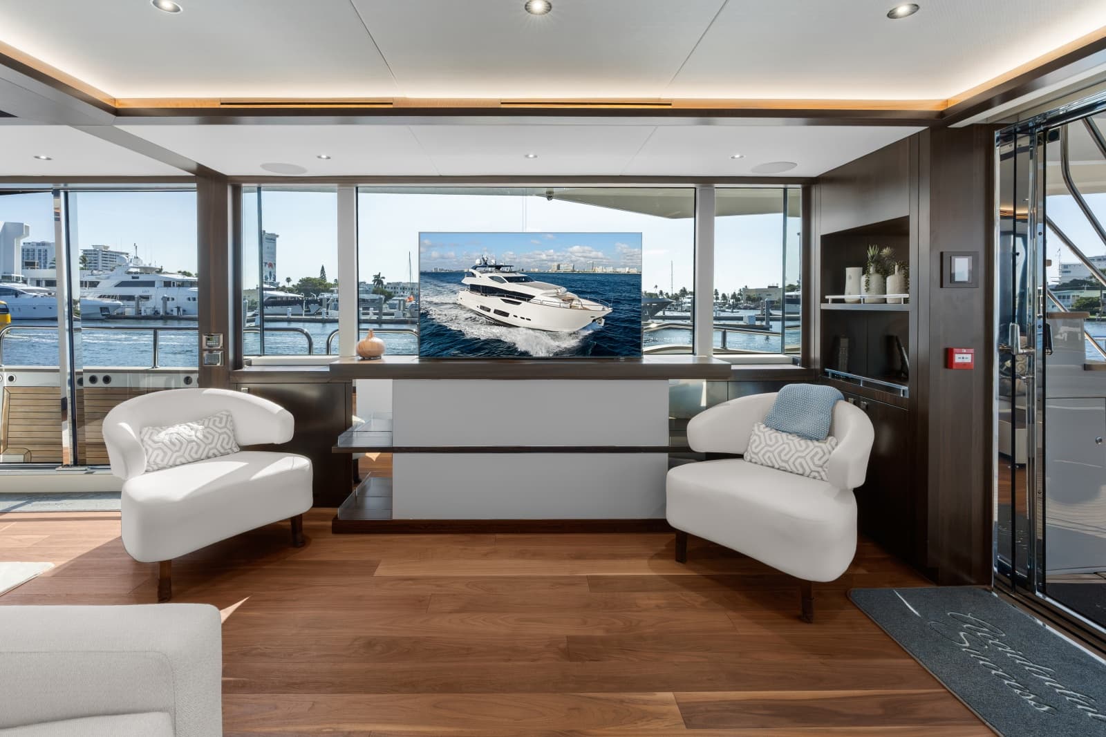 2024 Sunseeker 95 Yacht - Photo 37