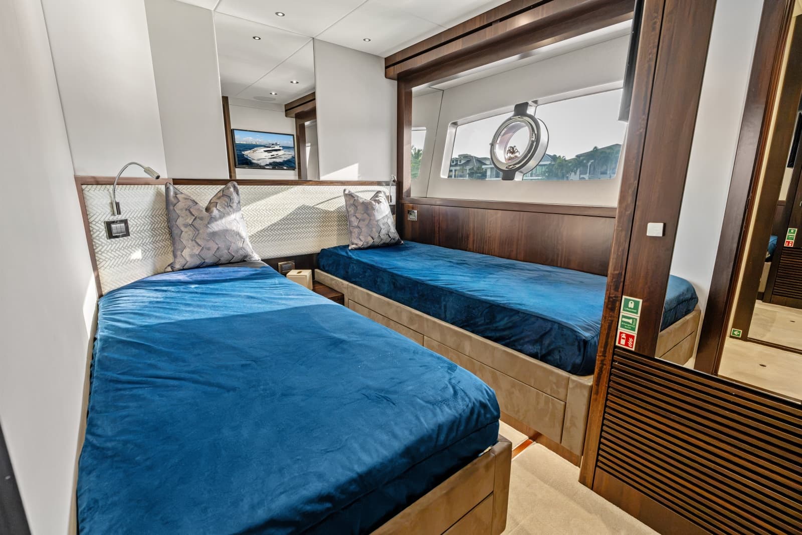 2024 Sunseeker 95 Yacht - Photo 74
