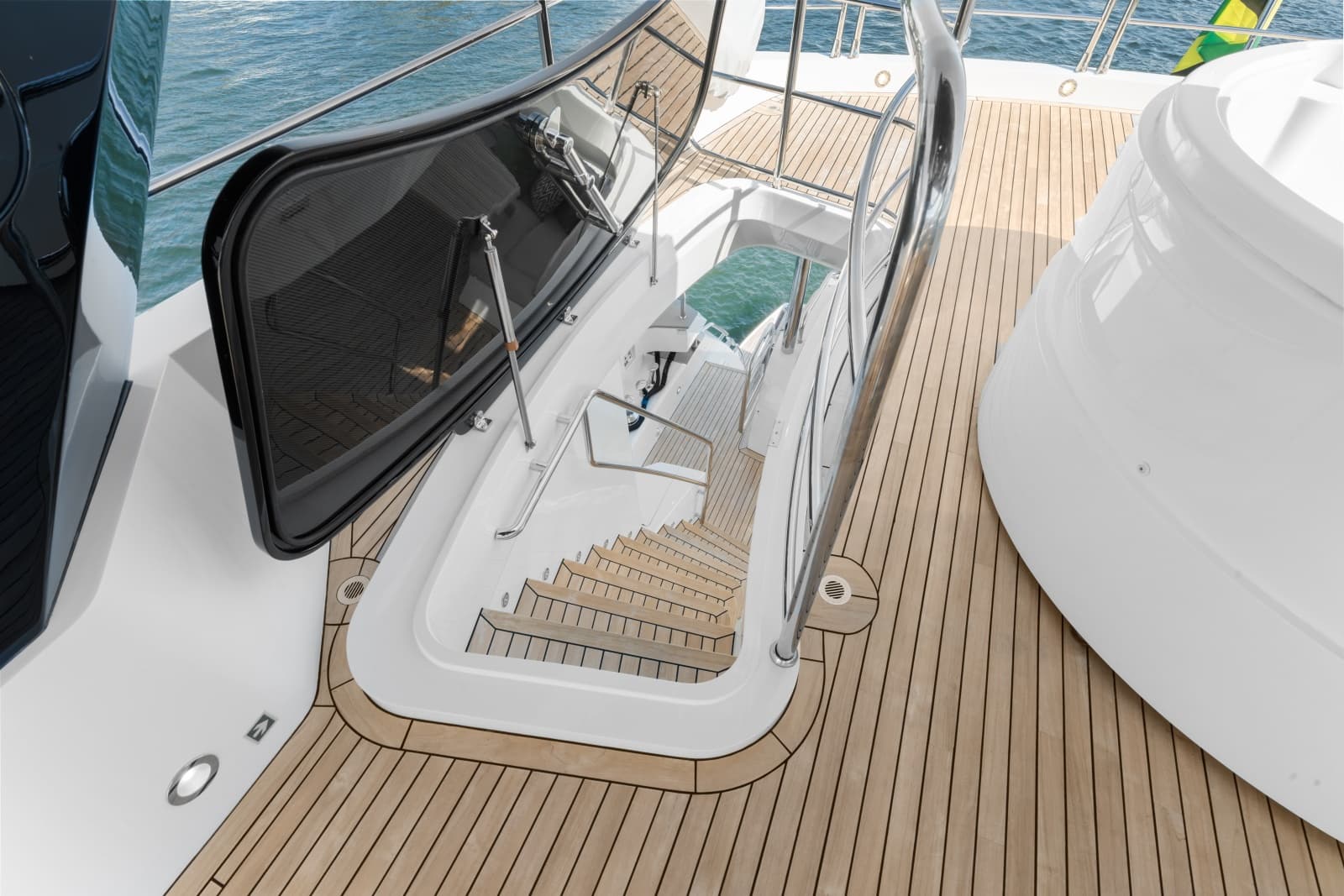 2024 Sunseeker 95 Yacht - Photo 14