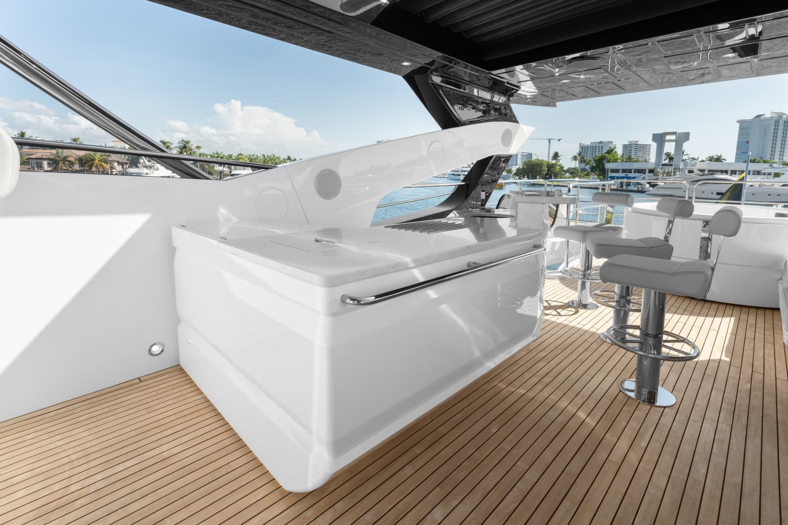 2024 Sunseeker 95 Yacht - Photo 22