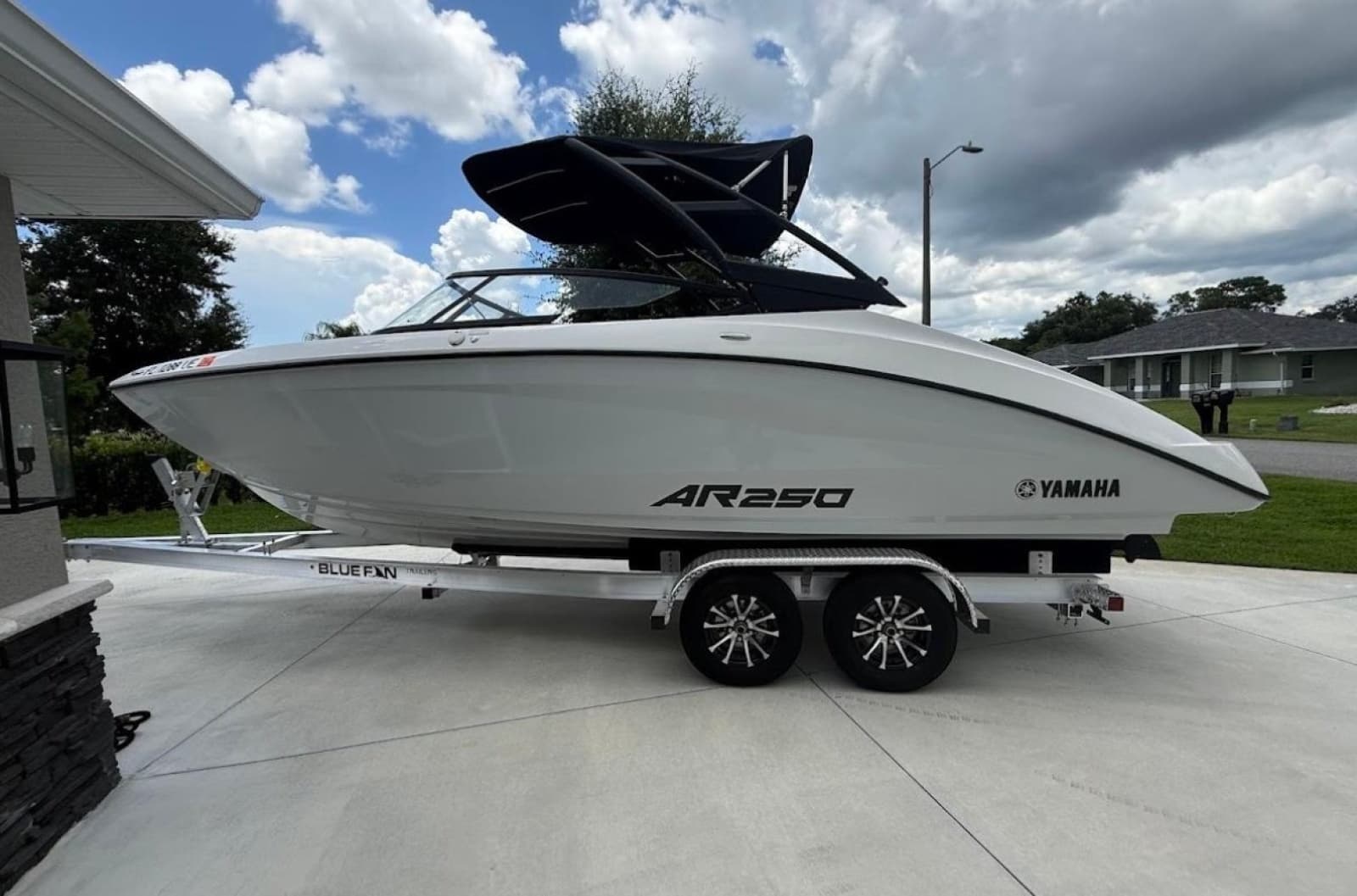 2025 Yamaha Boats  - Photo 4