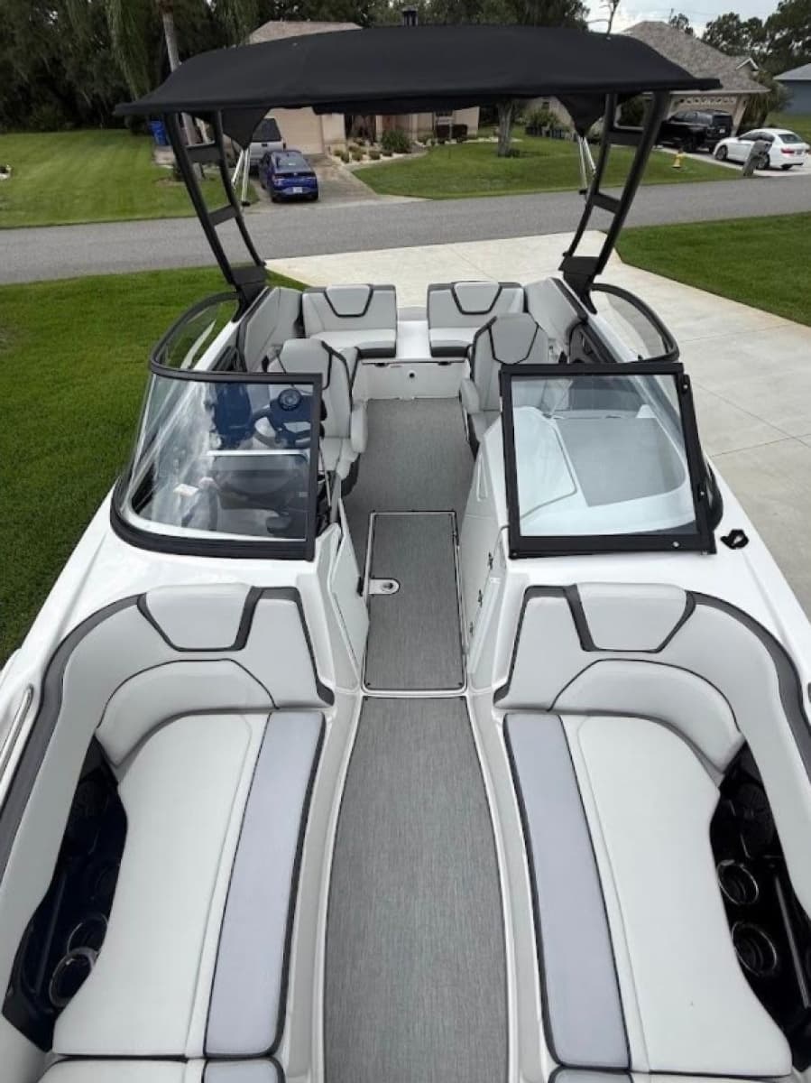 2025 Yamaha Boats  - Photo 12