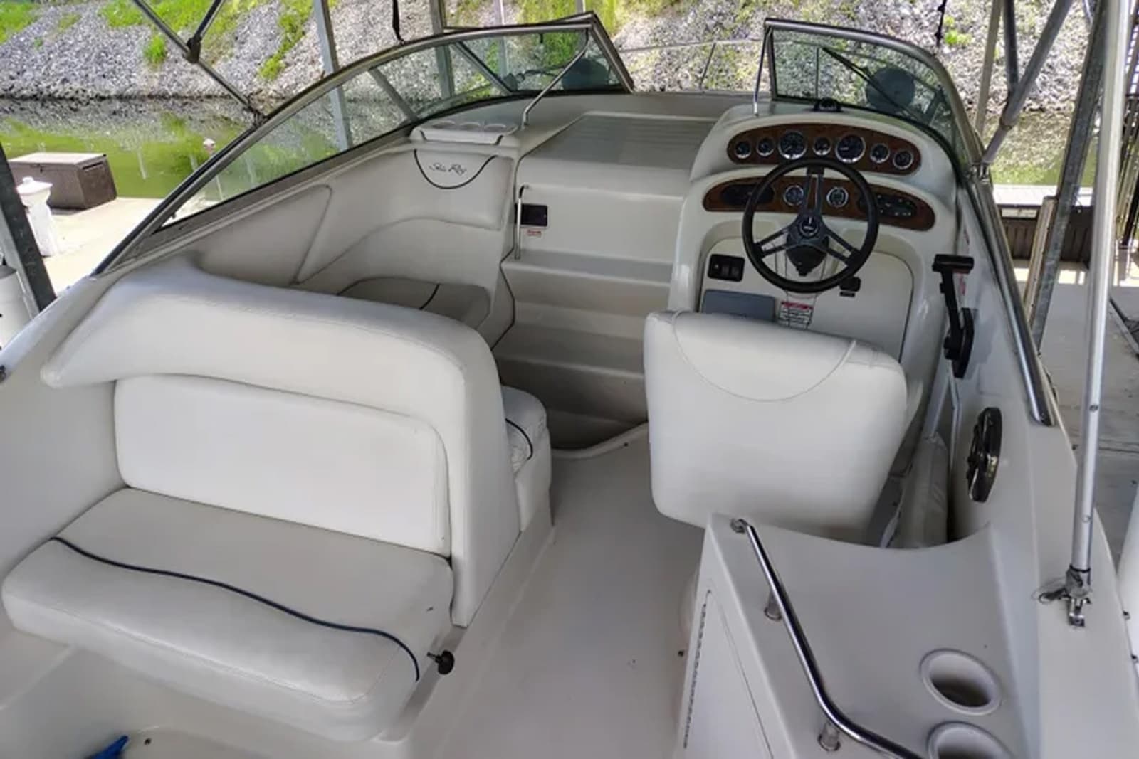 2000 Sea Ray 240 Sundancer - Photo 5
