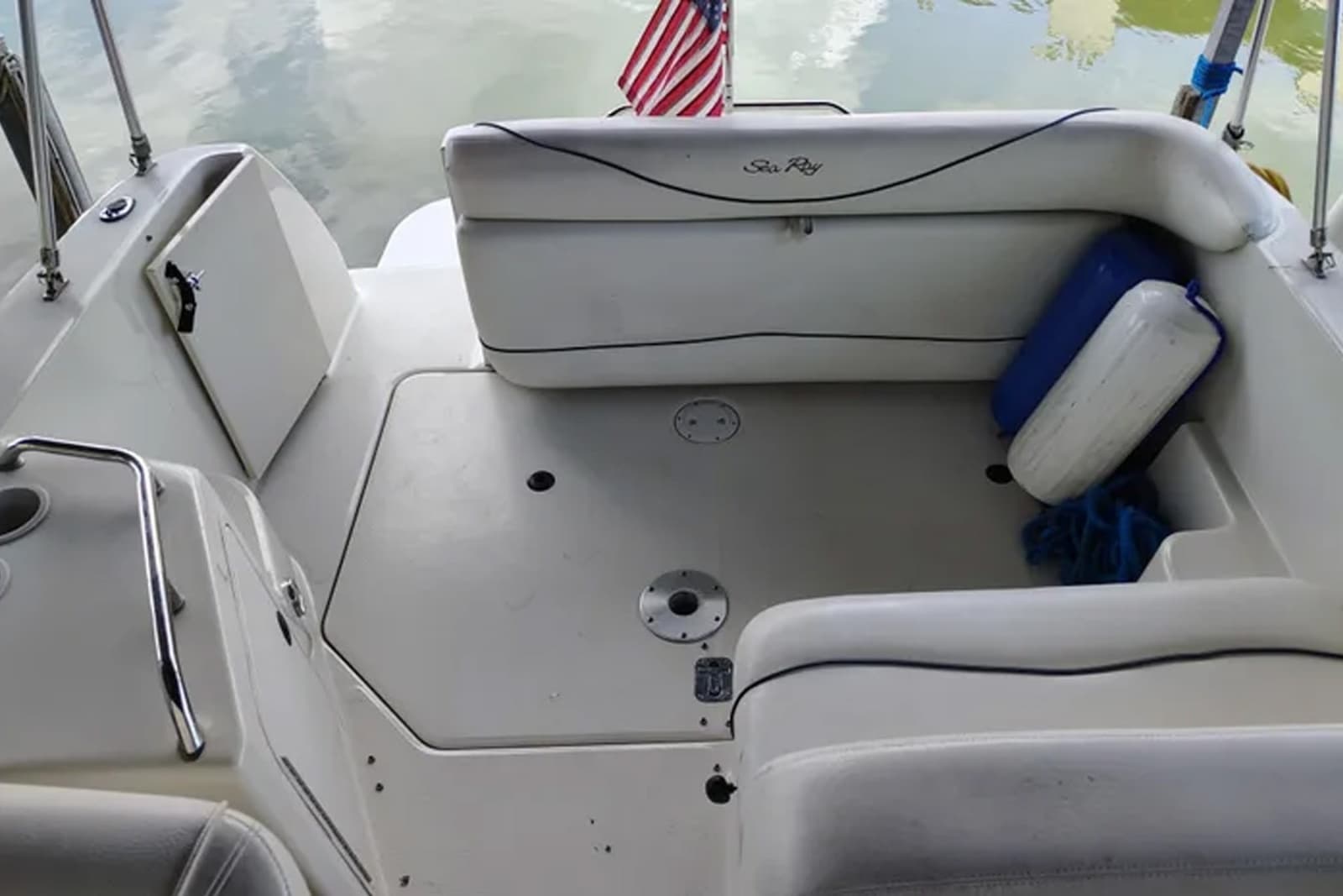 2000 Sea Ray 240 Sundancer - Photo 17