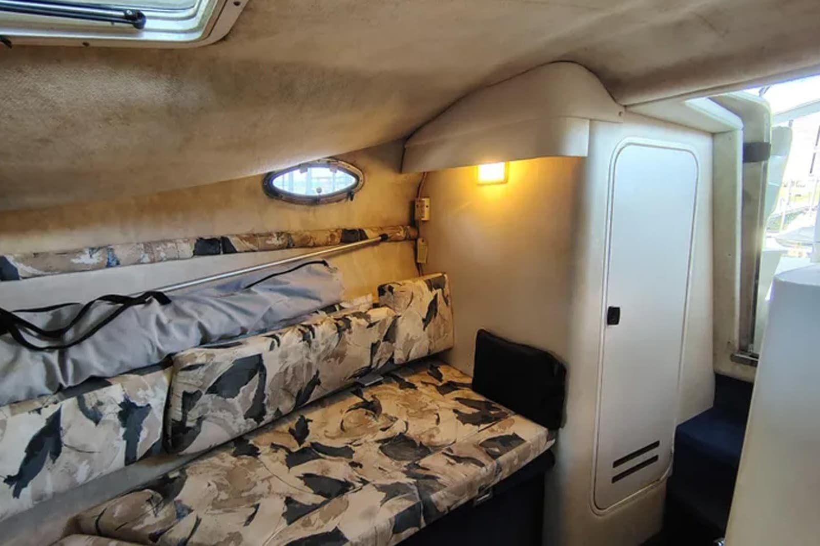 2000 Sea Ray 240 Sundancer - Photo 6