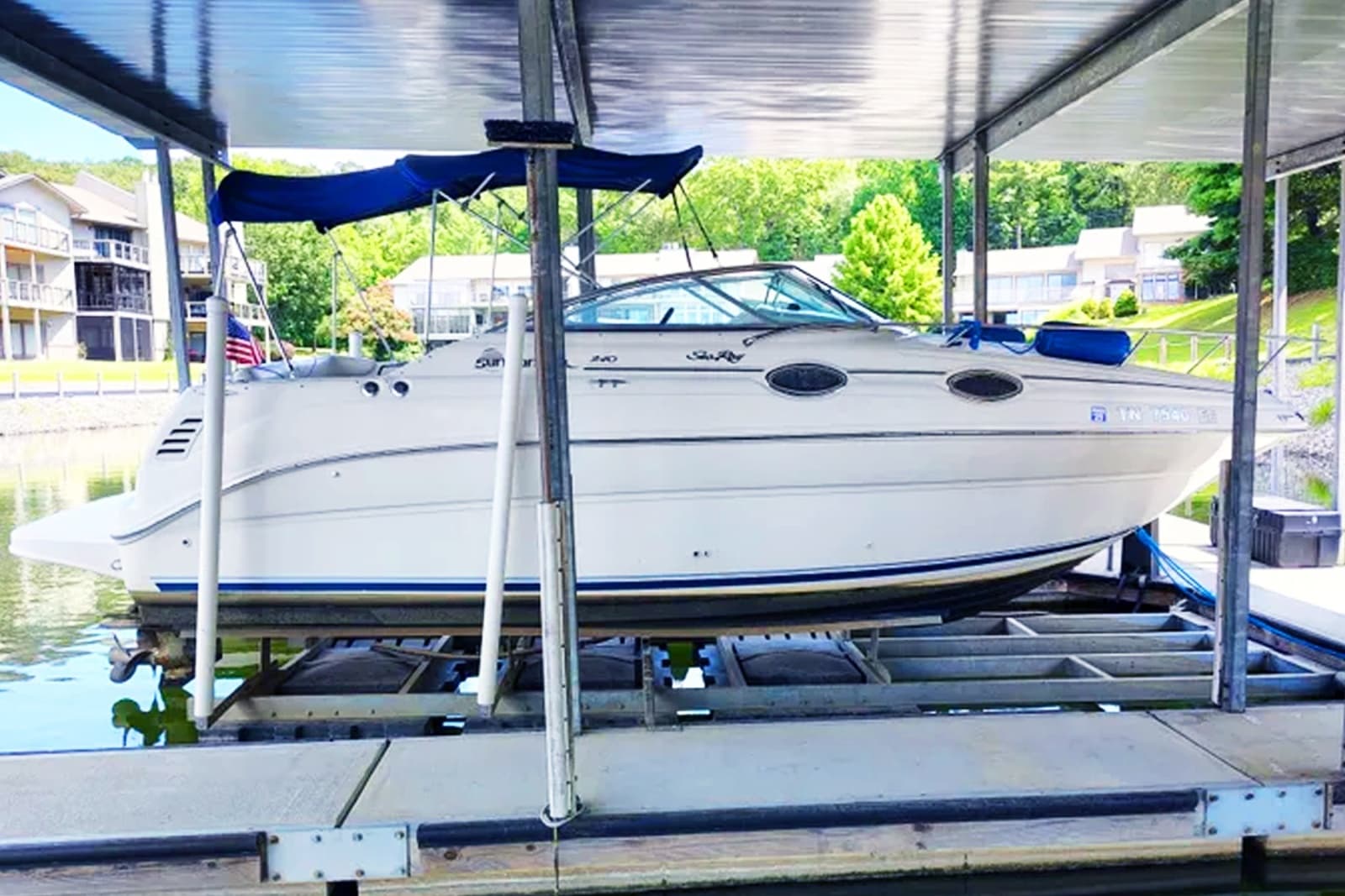 2000 Sea Ray 240 Sundancer - Photo 1