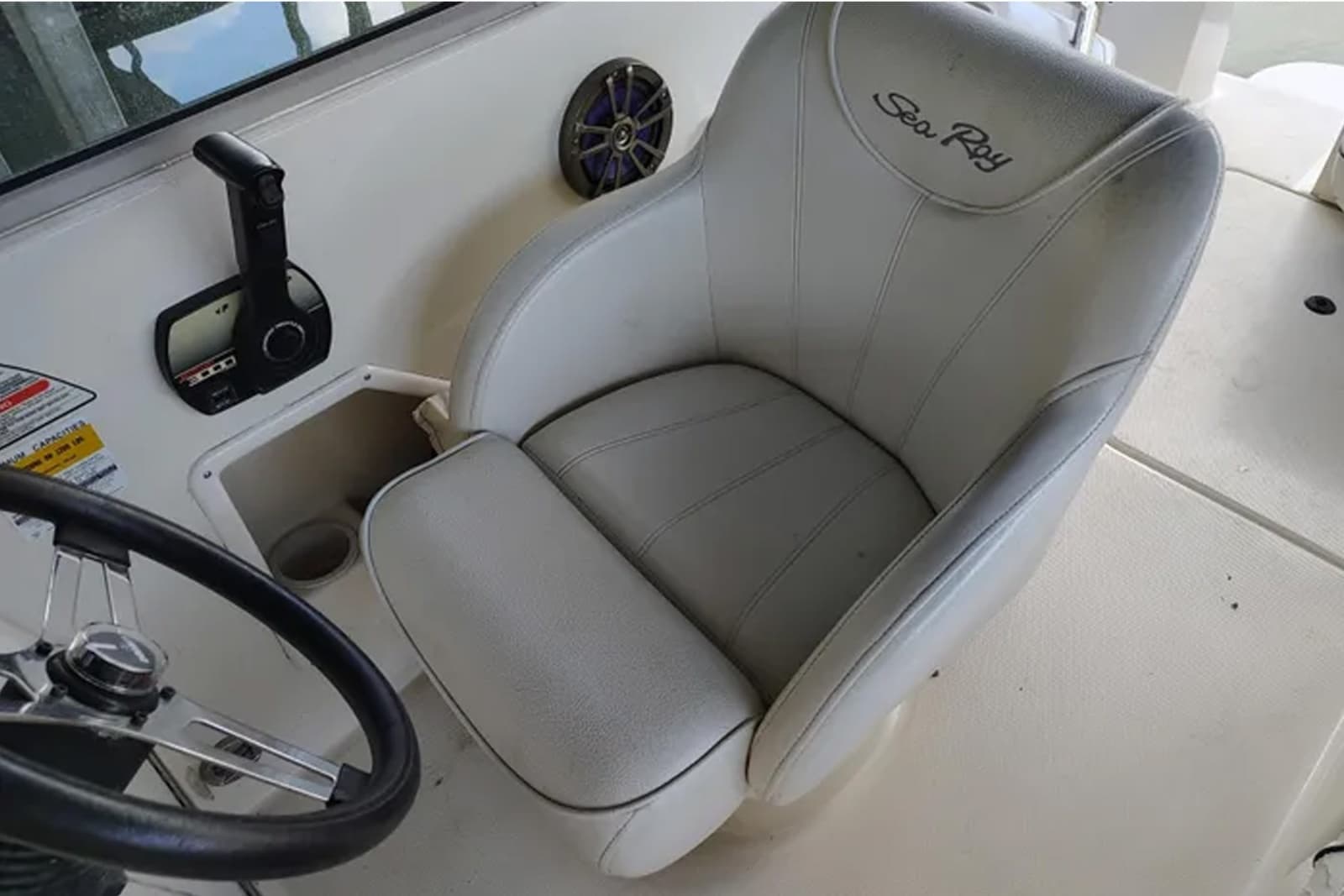 2000 Sea Ray 240 Sundancer - Photo 16