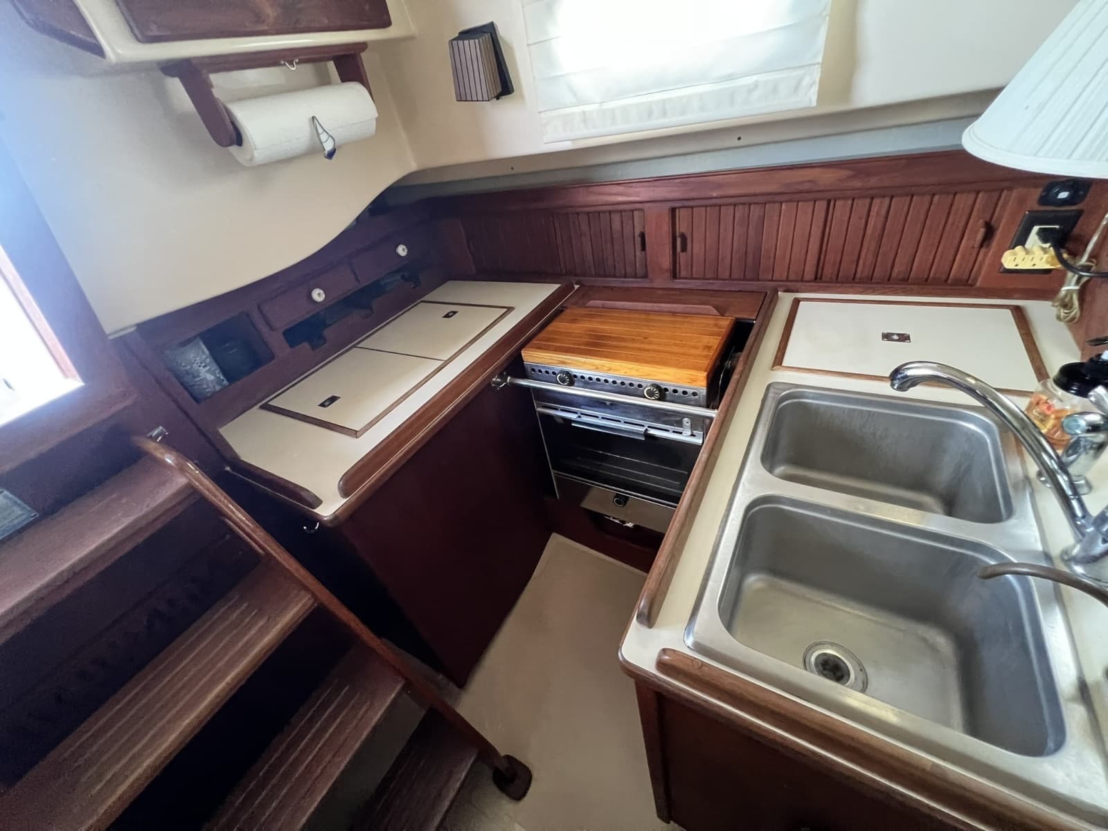 1987 Island Packet 31 - Photo 24