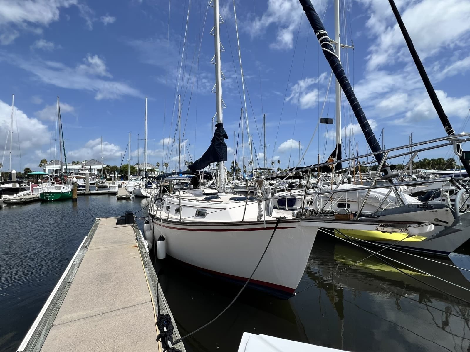 1987 Island Packet 31 - Photo 4