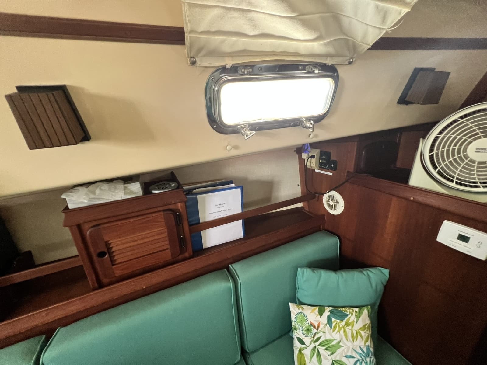 1987 Island Packet 31 - Photo 25