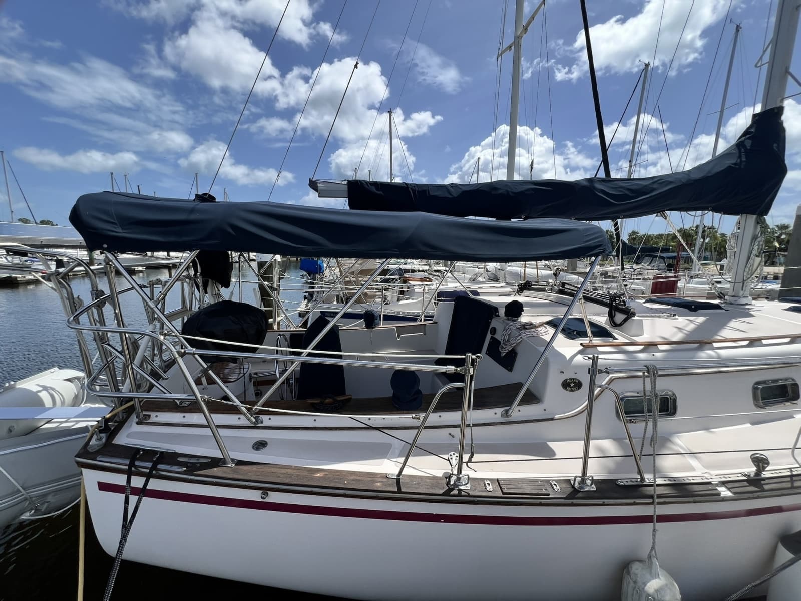 1987 Island Packet 31 - Photo 6