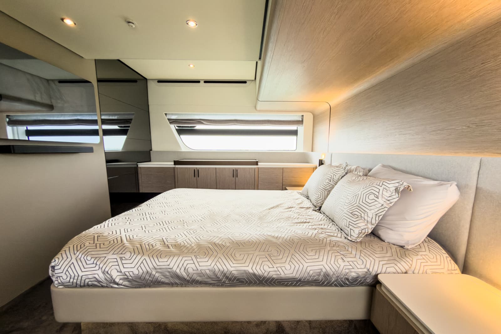 2025 Azimut 53 FLY - Photo 36