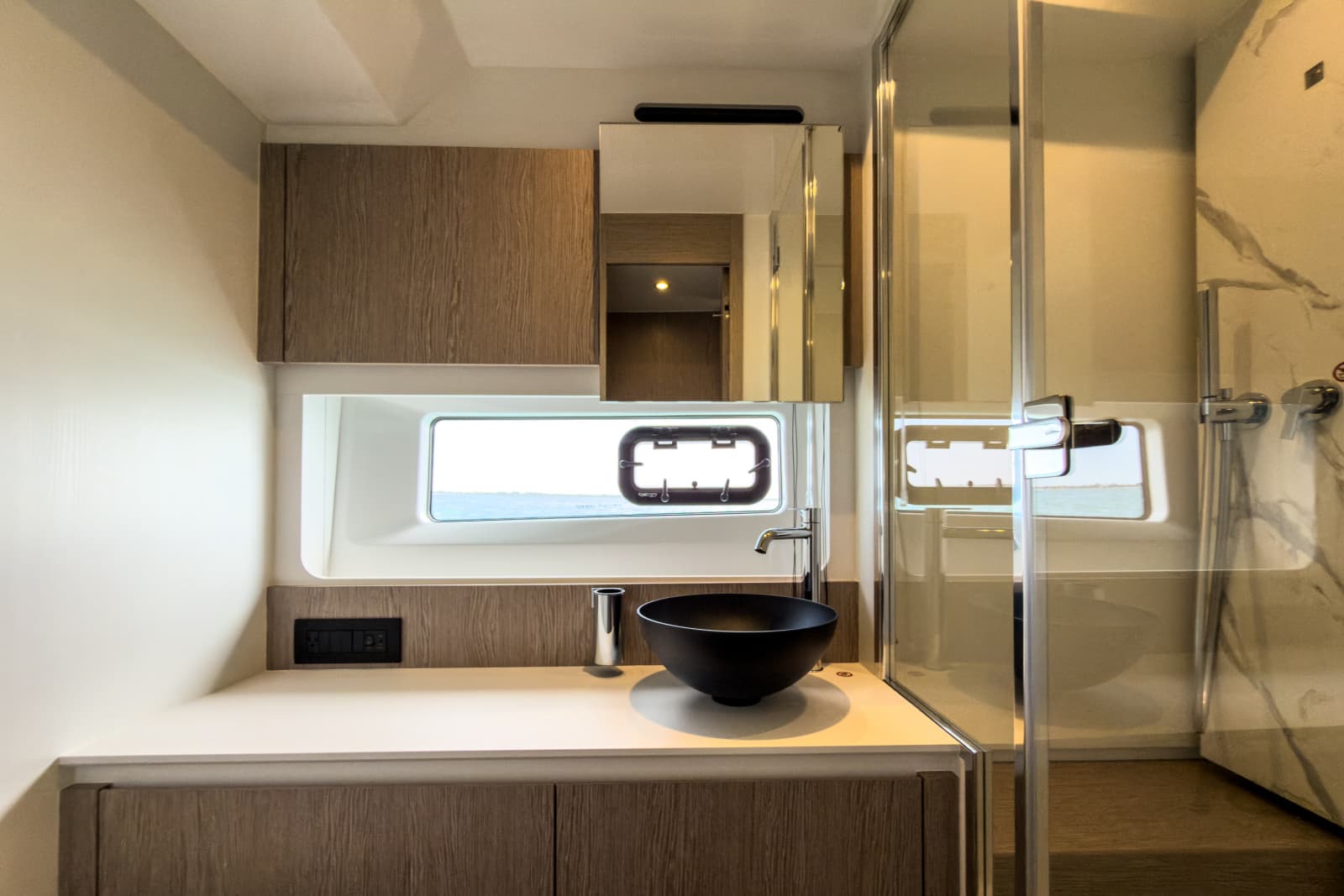 2025 Azimut 53 FLY - Photo 42