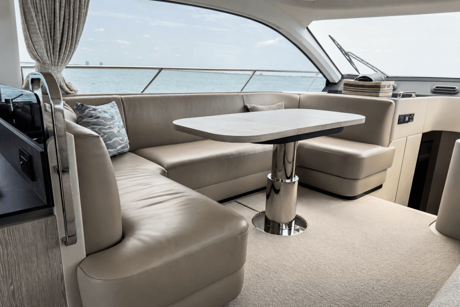 2025 Azimut FLY 53 - Photo 22