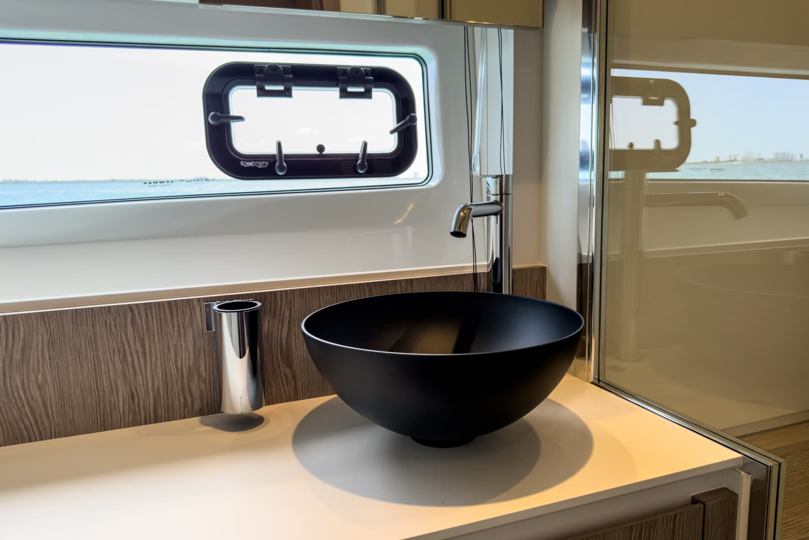 2025 Azimut 53 FLY - Photo 46