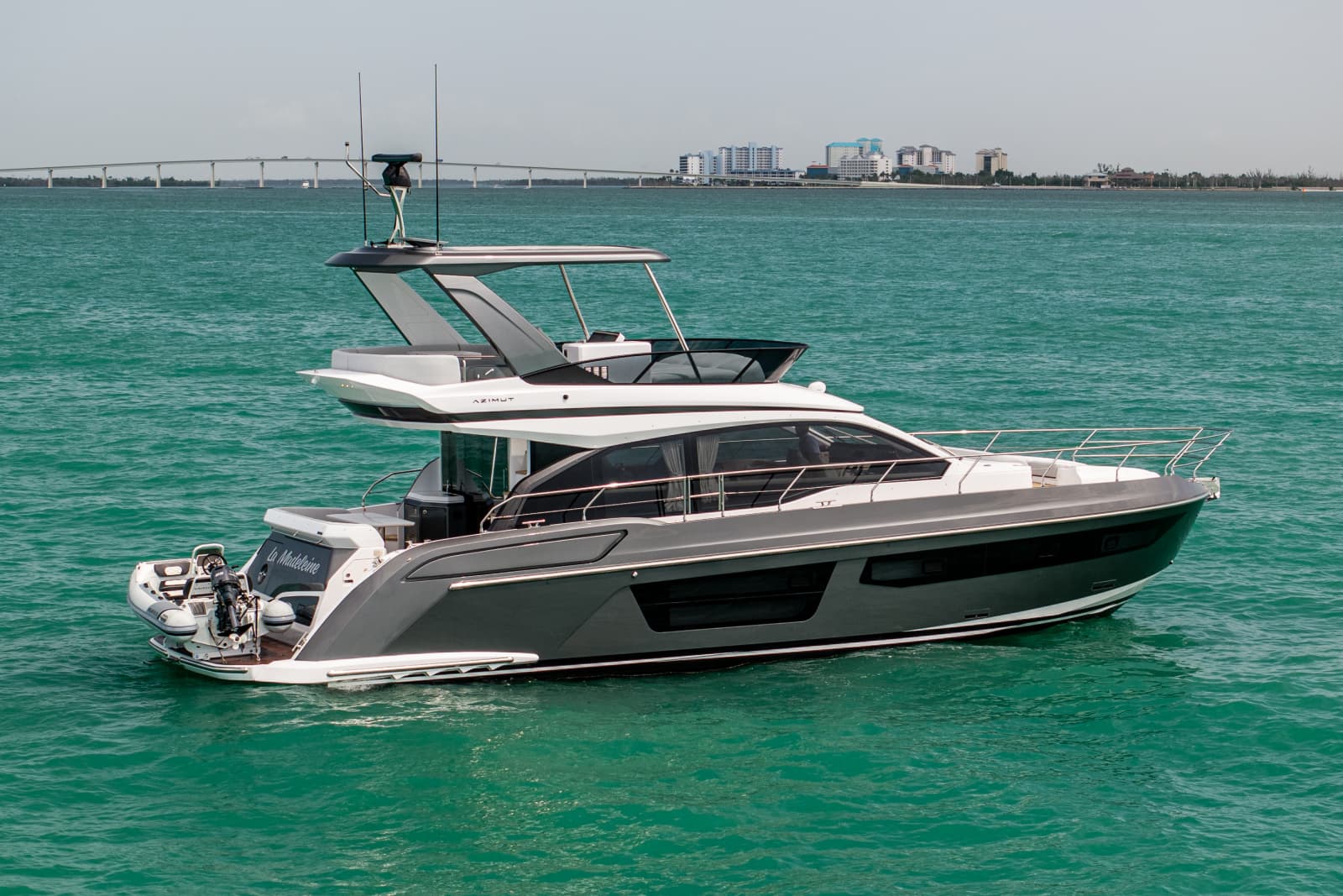 2025 Azimut 53 FLY - Photo 6