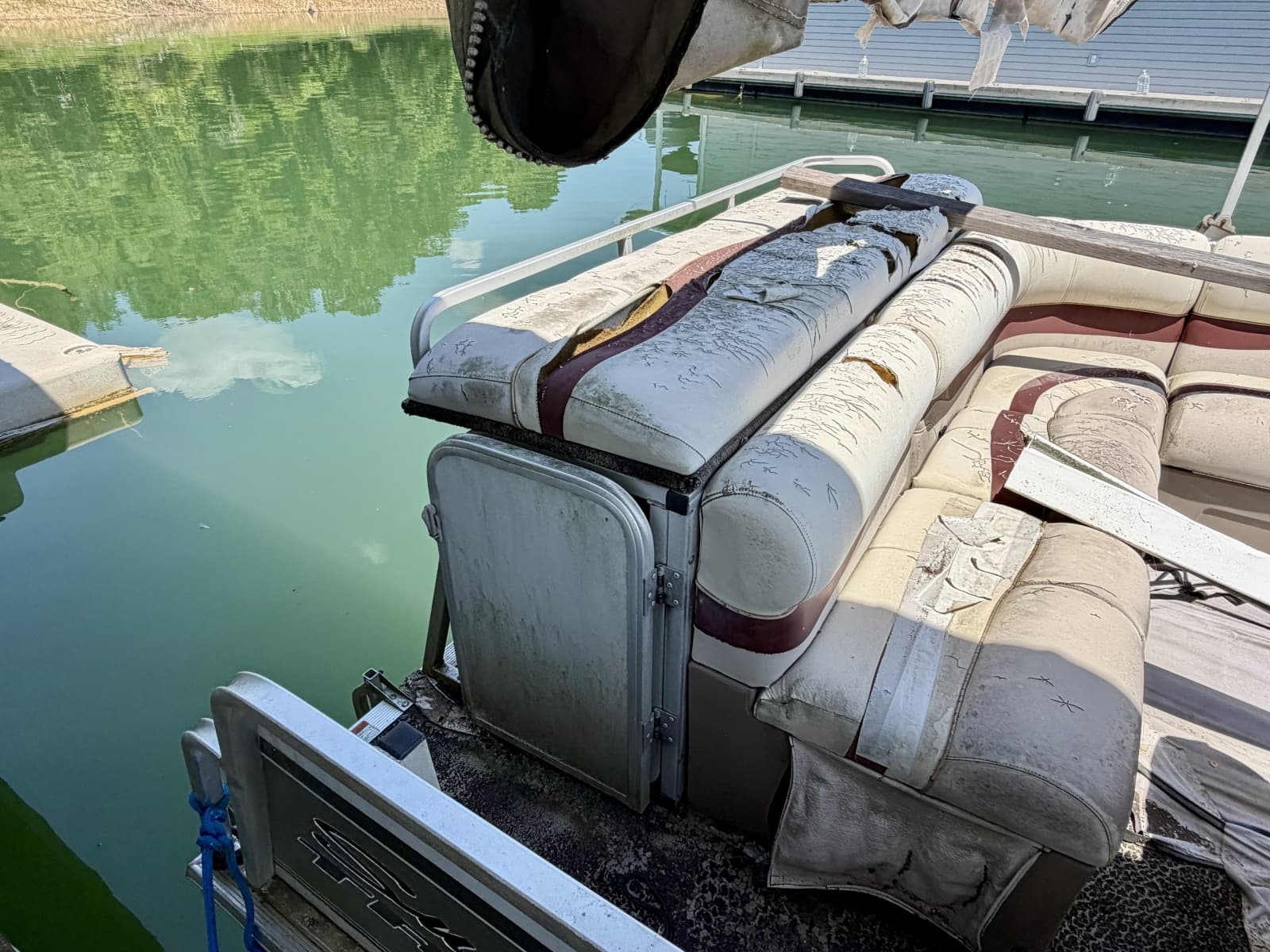 2000 Custom 22 x 30 Floating Cabin - Approx 660sqft - Photo 84