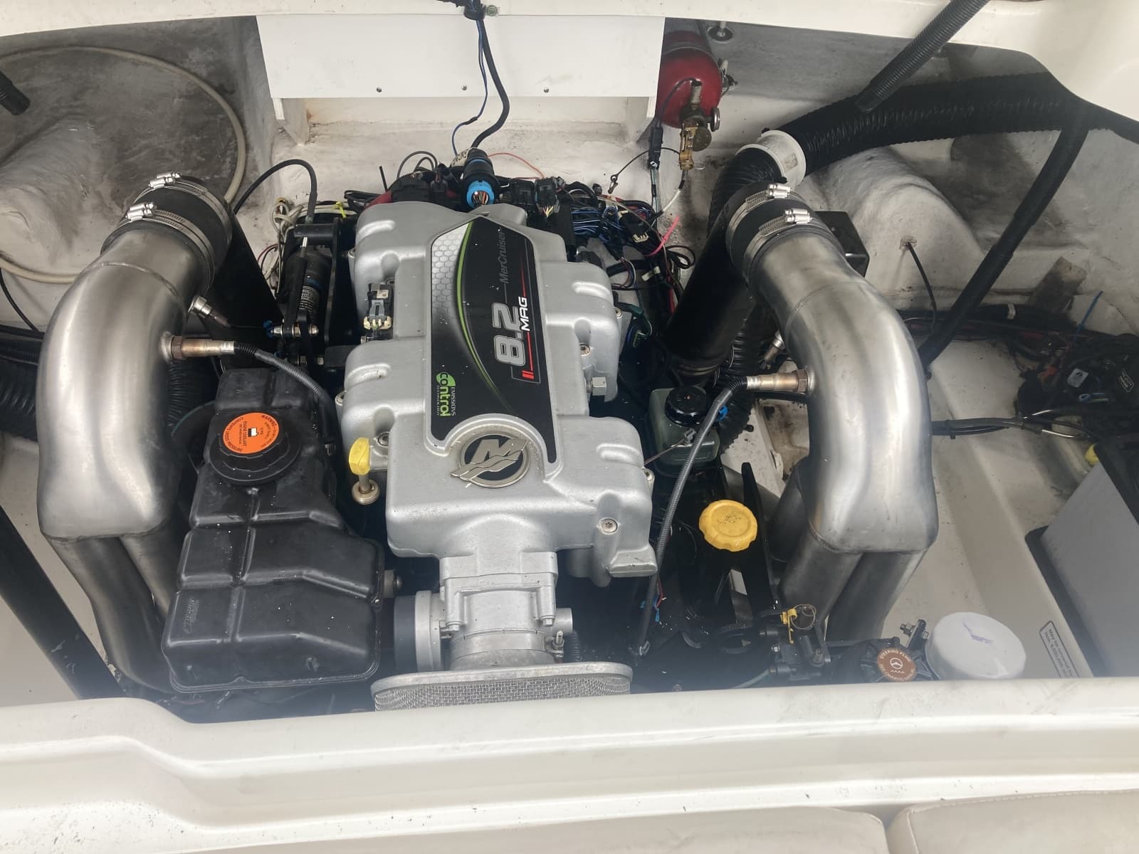 2011 Sea Ray 270 SLX - Photo 24