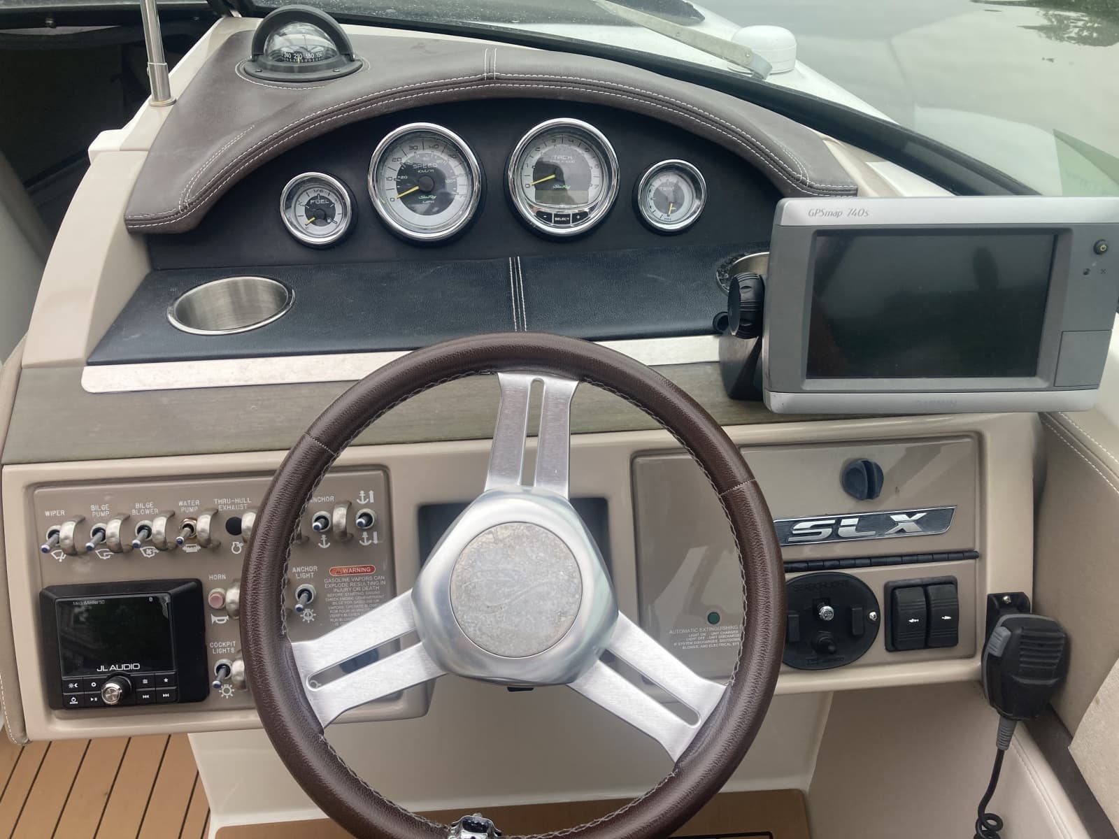 2011 Sea Ray 270 SLX - Photo 10