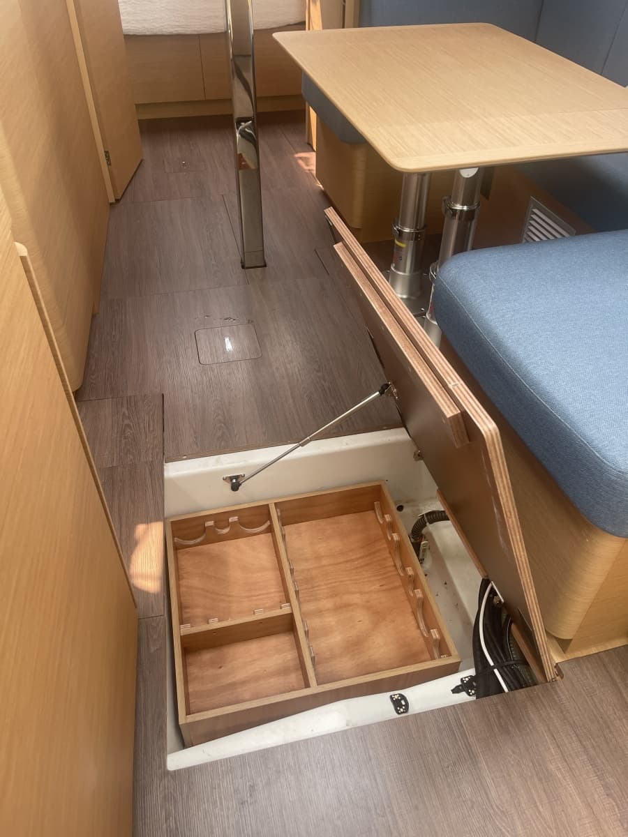 2024 Jeanneau Sun Odyssey 440 - Photo 37