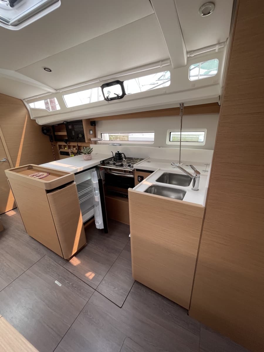 2024 Jeanneau Sun Odyssey 440 - Photo 34