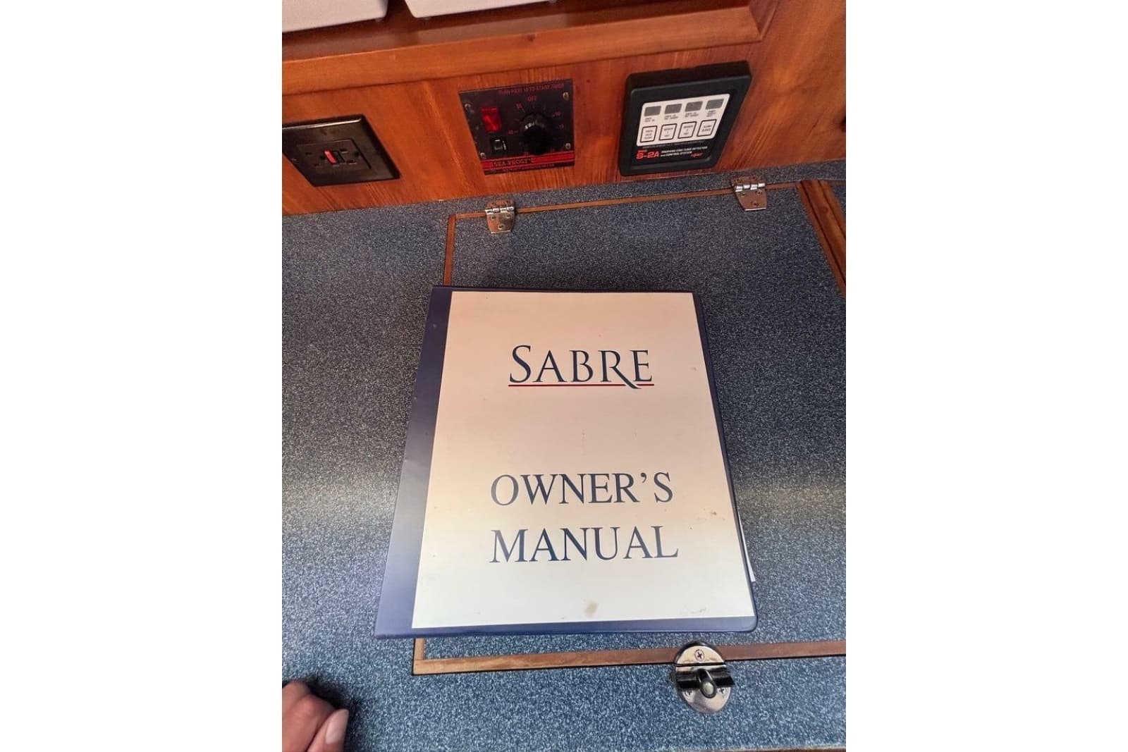 2000 Sabre 402 - Photo 38