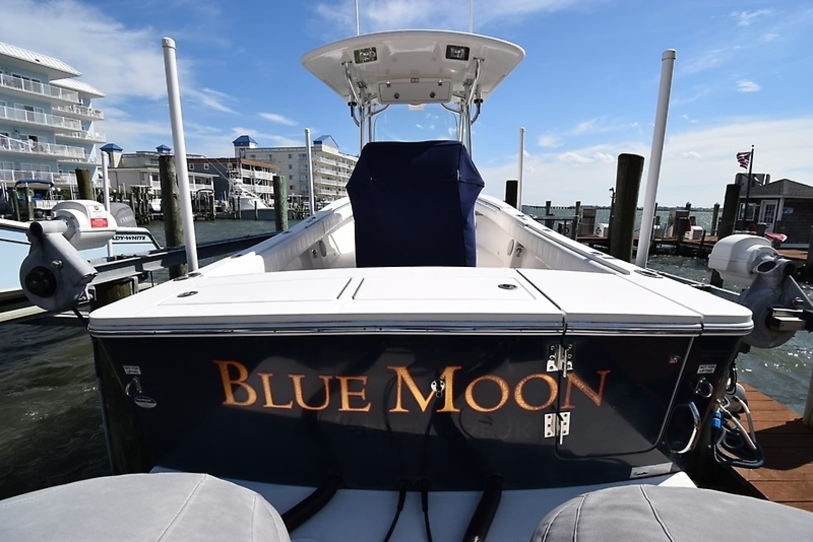 2012 Regulator 28 FS - Photo 10