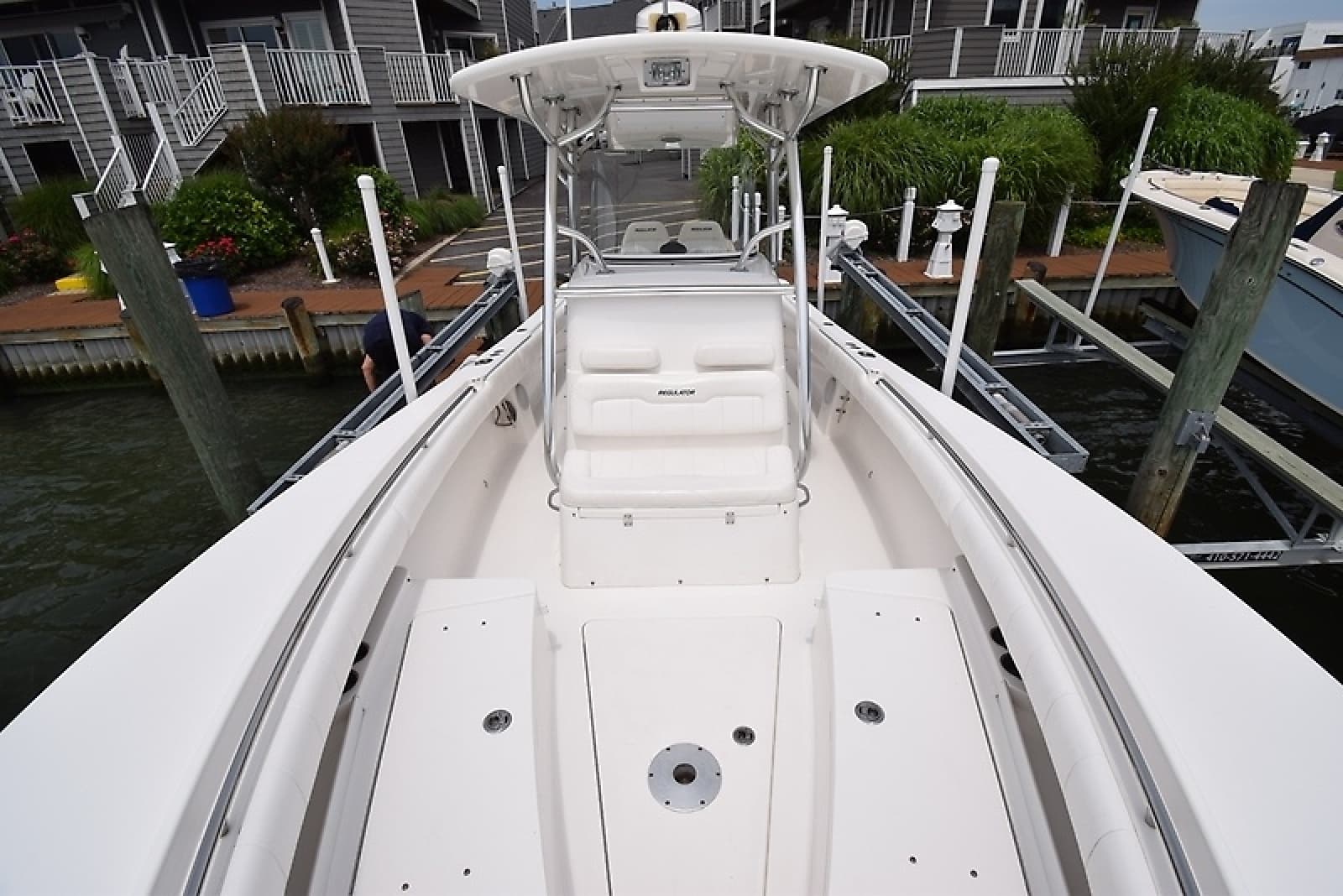 2012 Regulator 28 FS - Photo 22