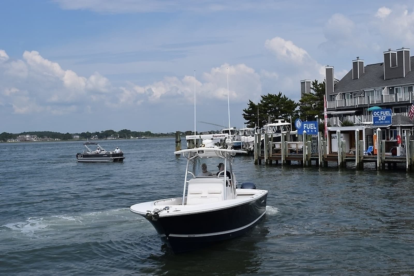 2012 Regulator 28 FS - Photo 8