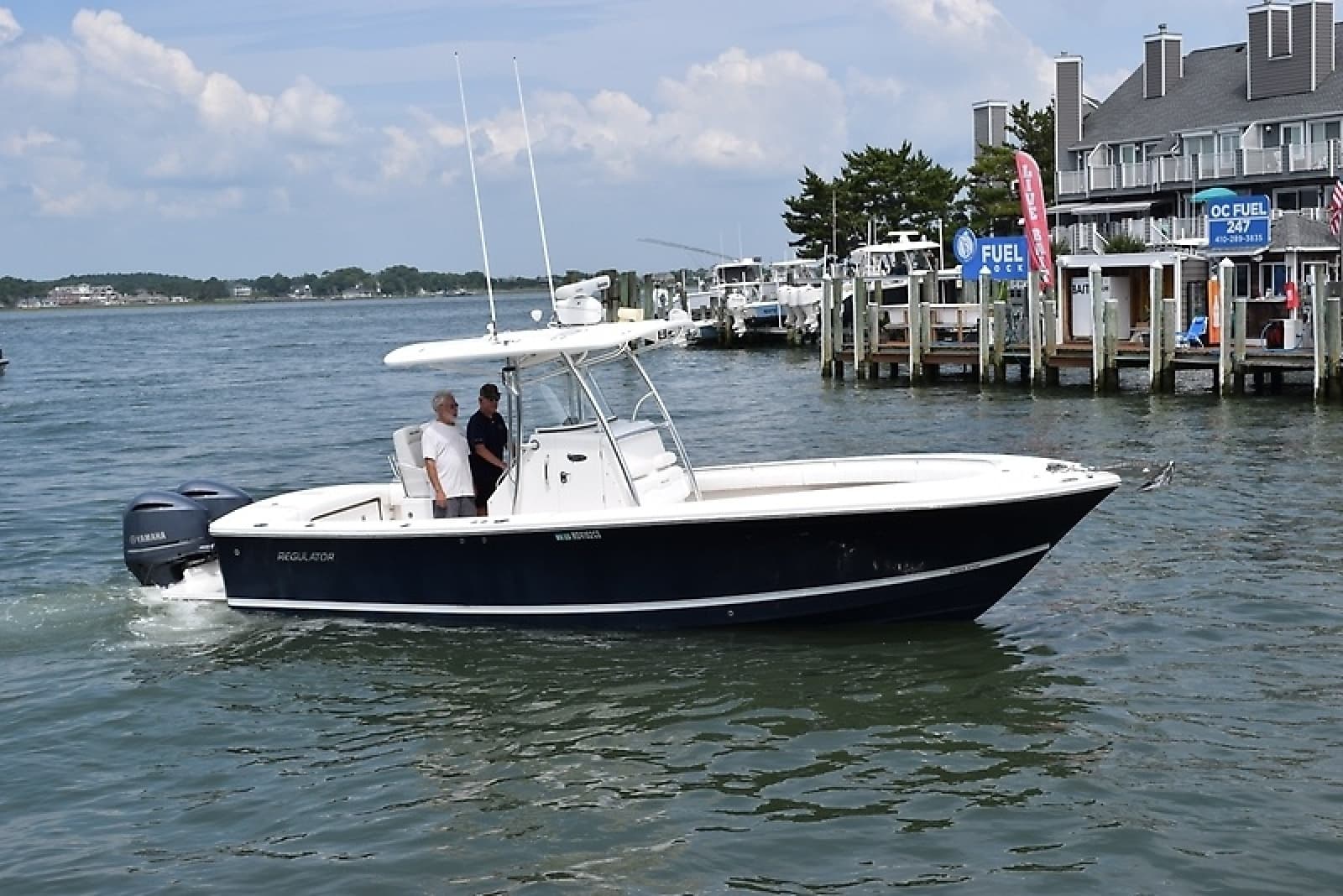 2012 Regulator 28 FS - Photo 5