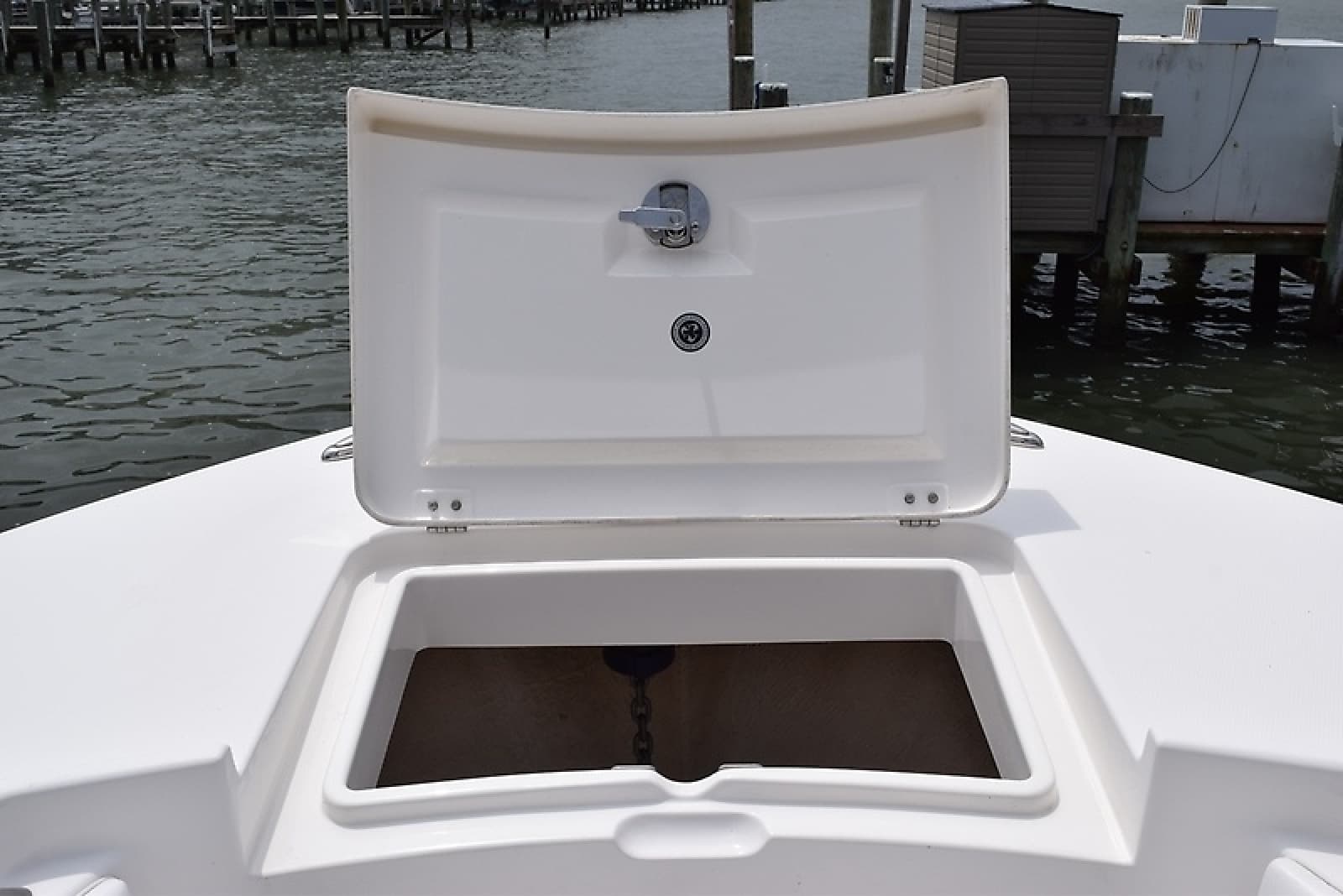 2012 Regulator 28 FS - Photo 19