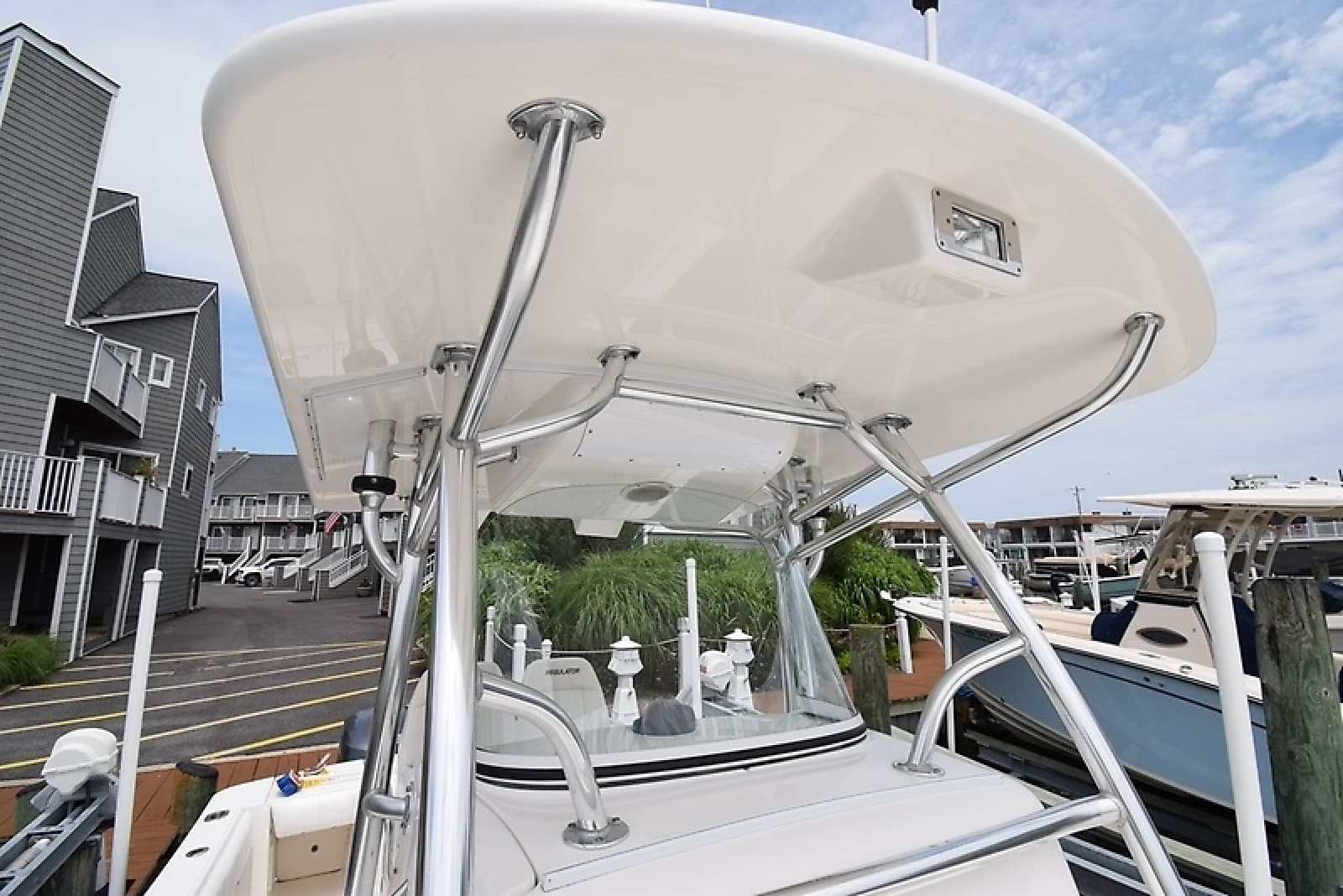 2012 Regulator 28 FS - Photo 37
