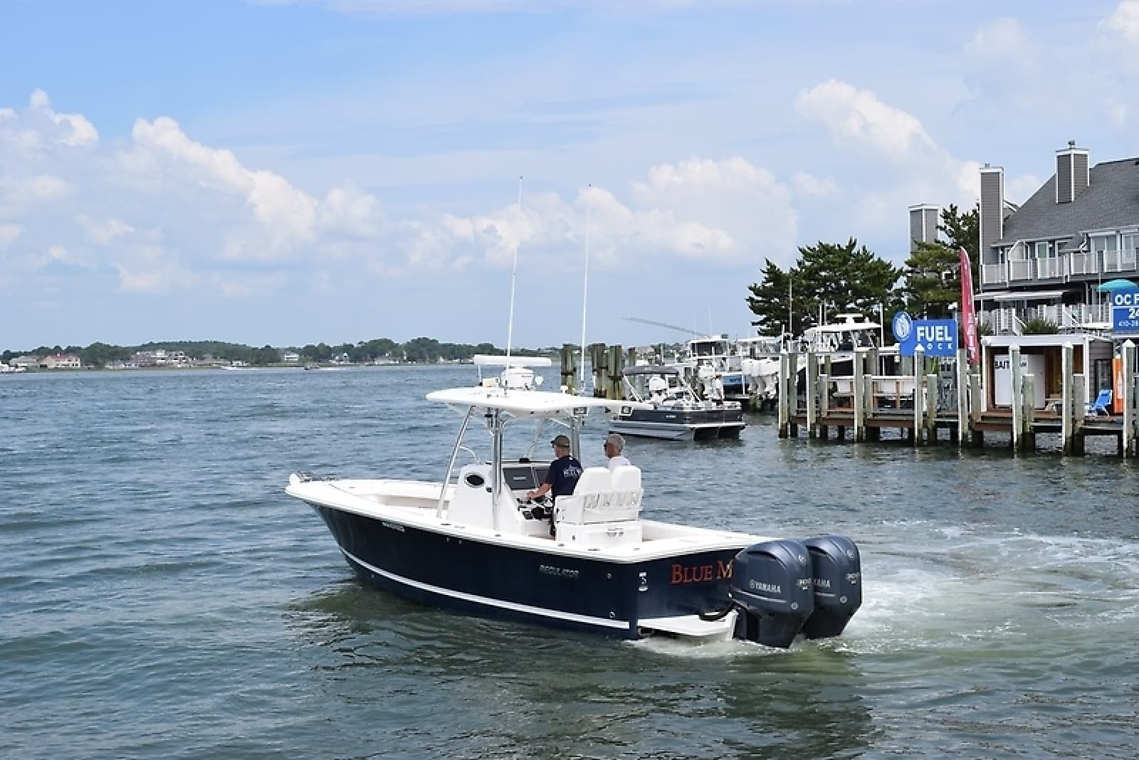 2012 Regulator 28 FS - Photo 3