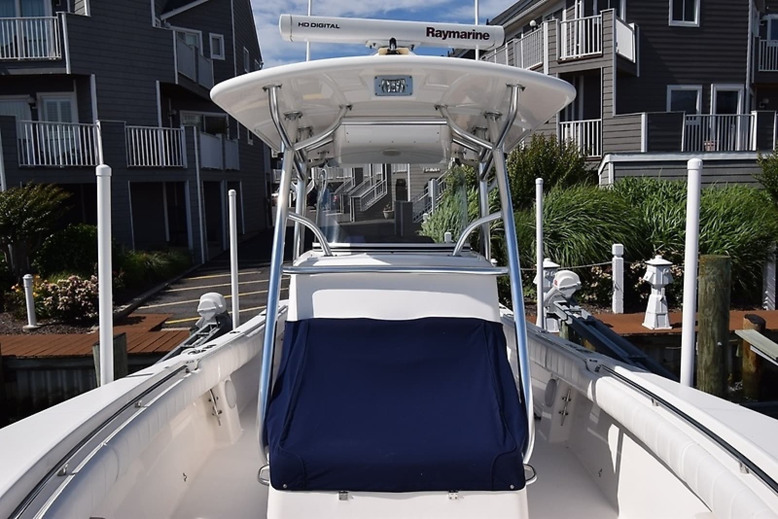 2012 Regulator 28 FS - Photo 35