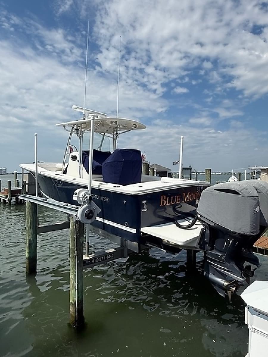 2012 Regulator 28 FS - Photo 9