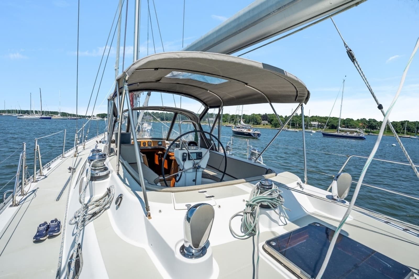 2005 Hylas 54 - Photo 19