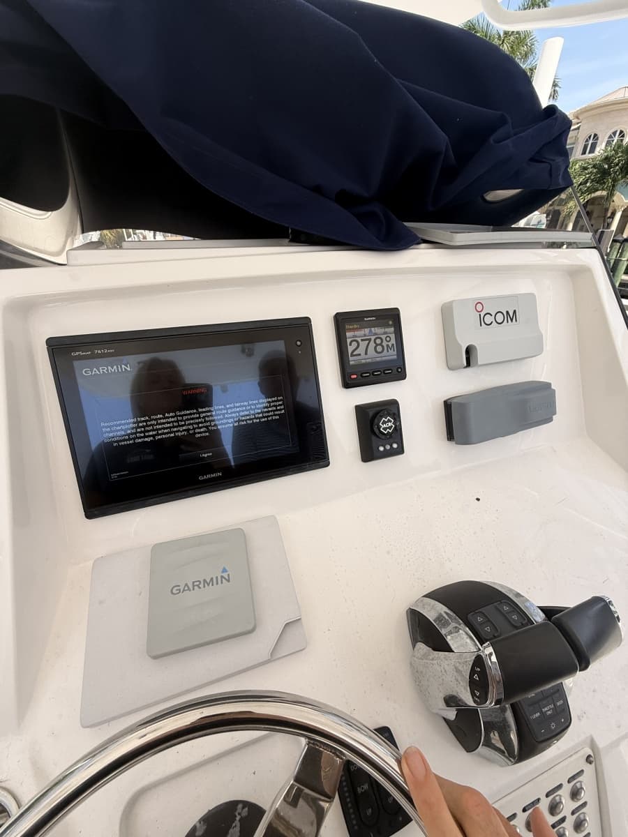 2016 Intrepid  - Photo 10