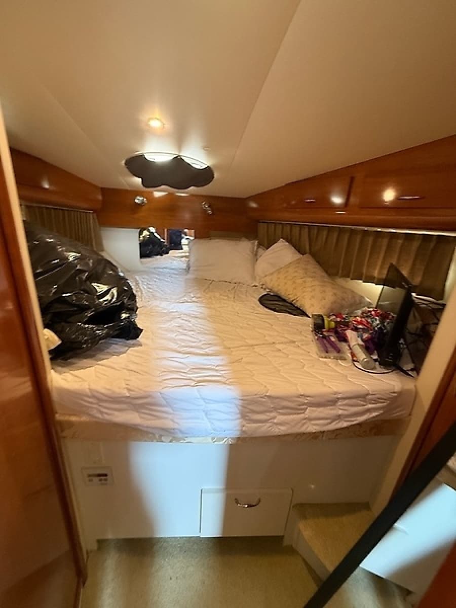 2003 Carver 366 Motor Yacht - Photo 64