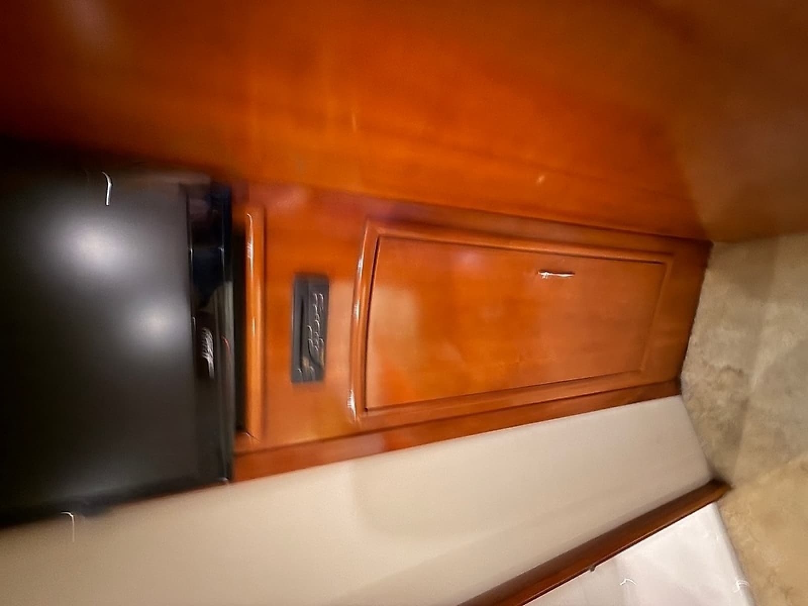 2003 Carver 366 Motor Yacht - Photo 49