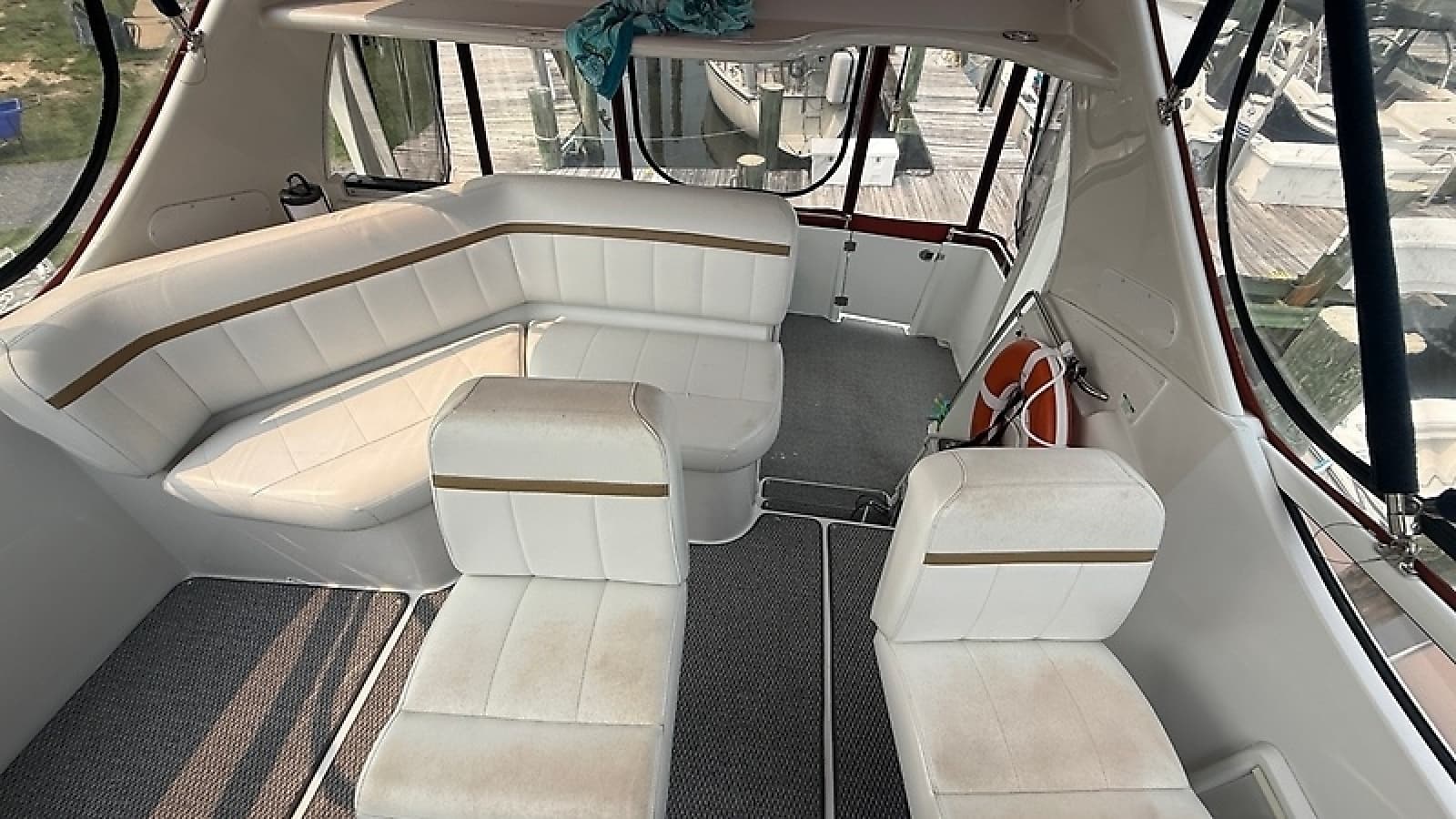 2003 Carver 366 Motor Yacht - Photo 78