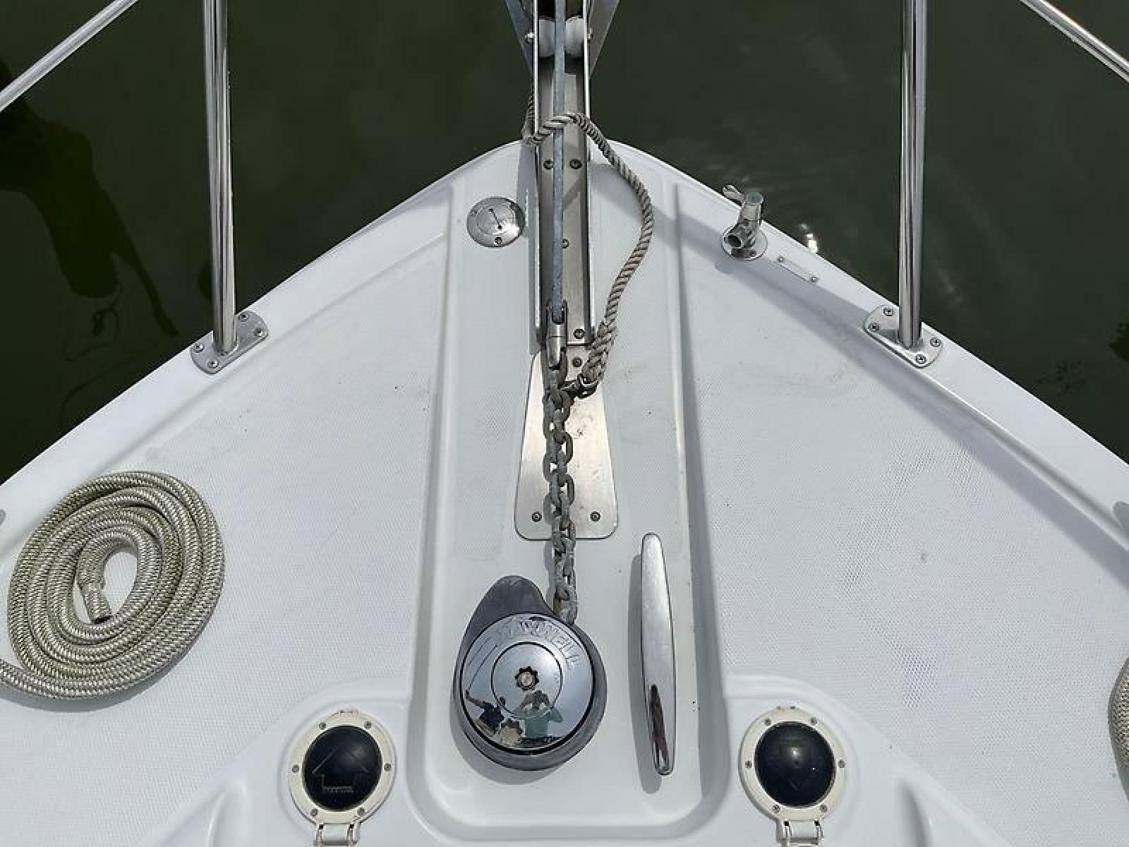 2003 Carver 366 Motor Yacht - Photo 18