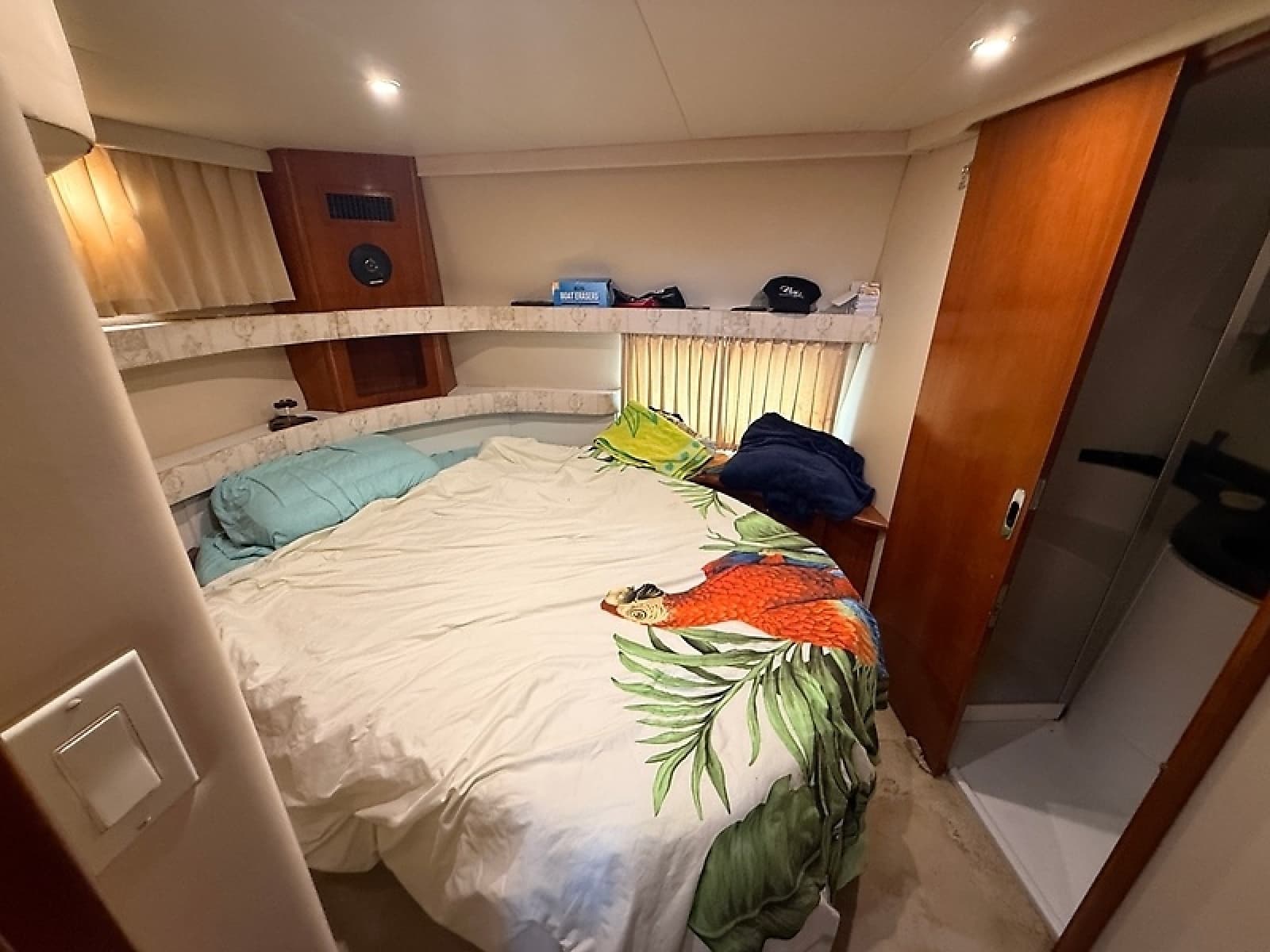 2003 Carver 366 Motor Yacht - Photo 41