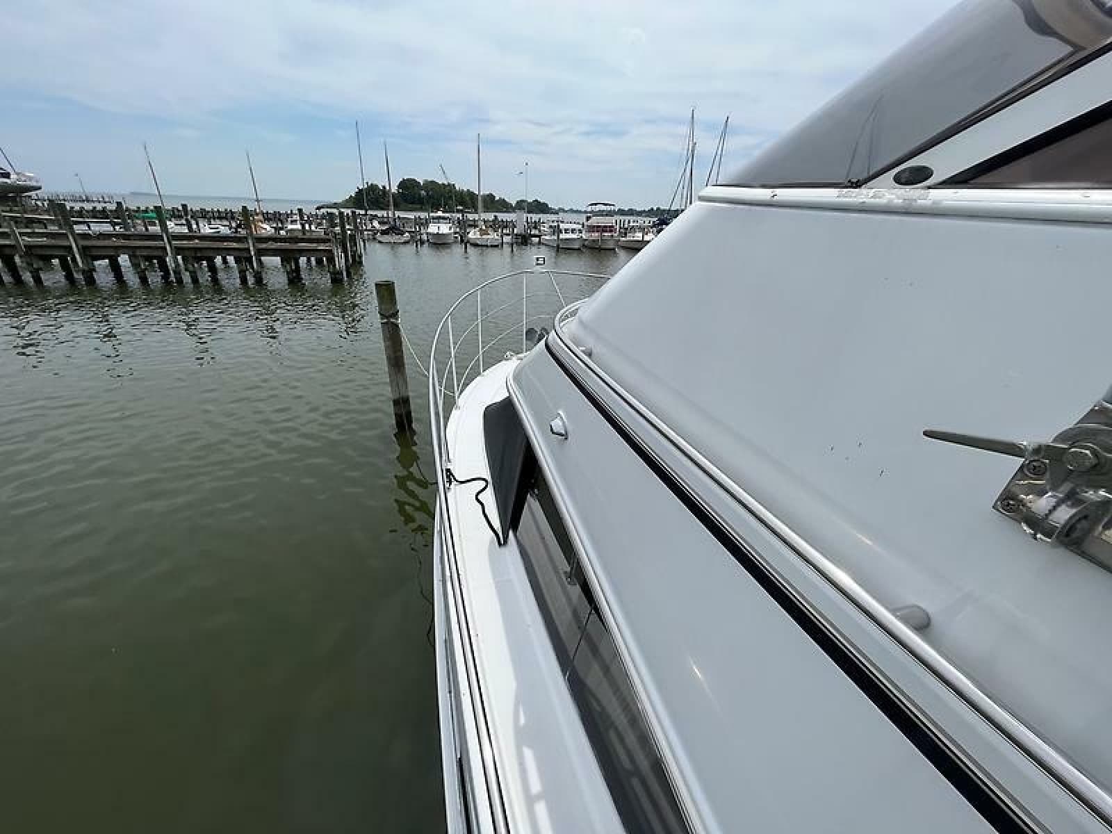 2003 Carver 366 Motor Yacht - Photo 16