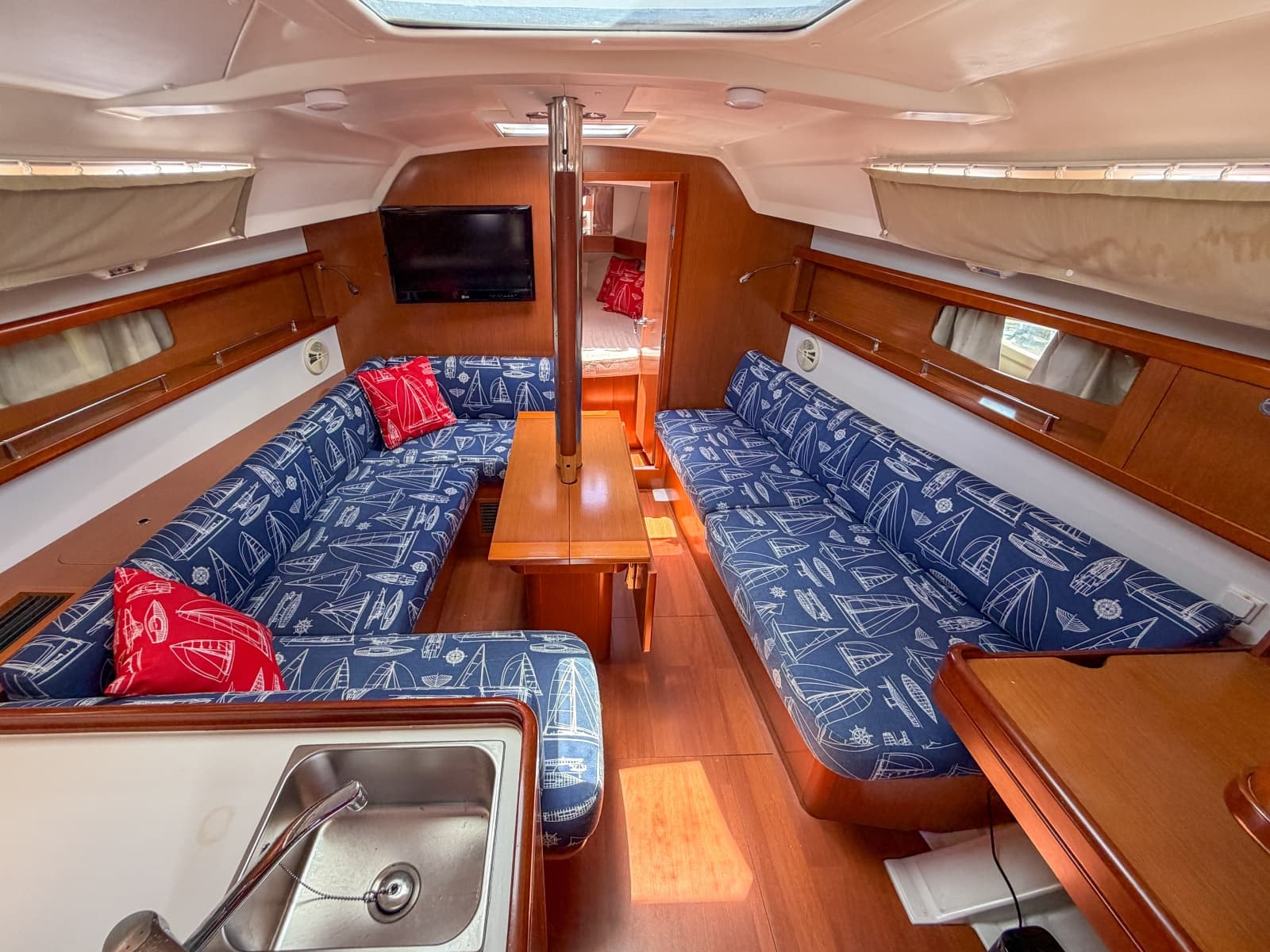 2011 Beneteau Oceanis 34 - Photo 4
