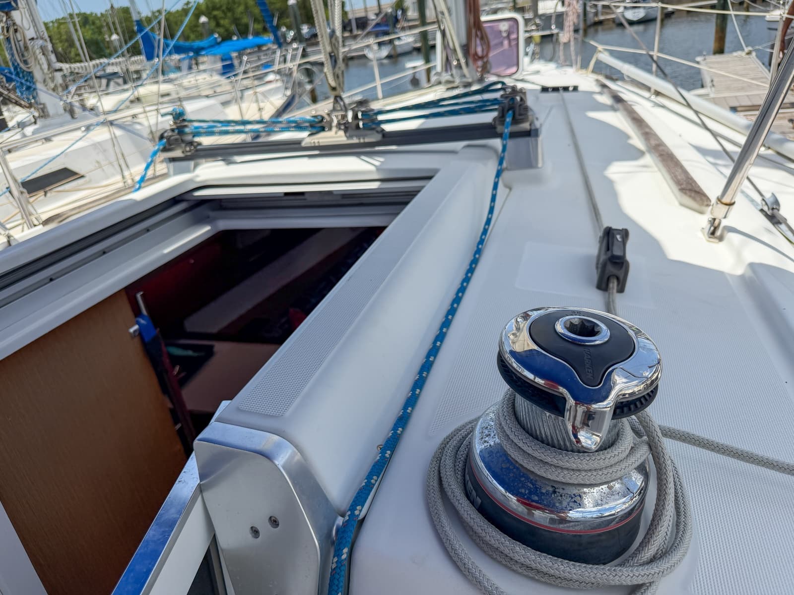 2011 Beneteau Oceanis 34 - Photo 39
