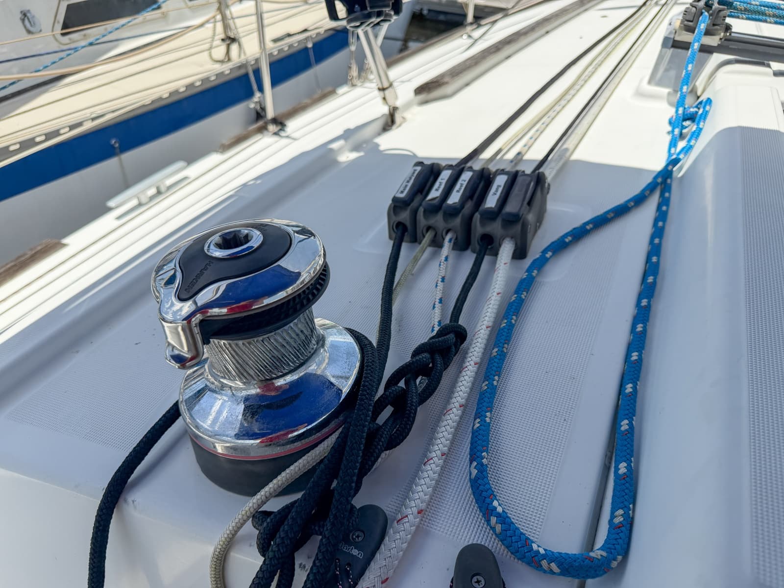 2011 Beneteau Oceanis 34 - Photo 37