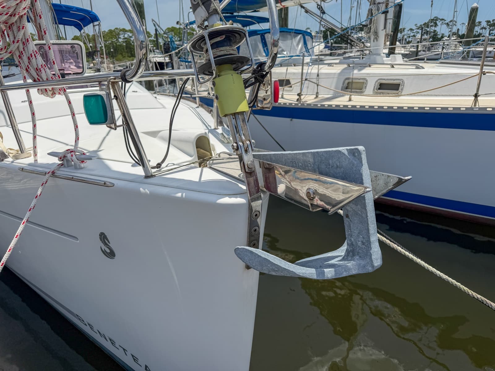 2011 Beneteau Oceanis 34 - Photo 52